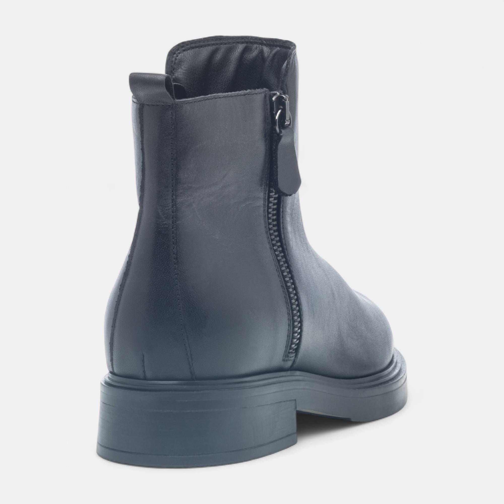Bottines Femme en cuir noir