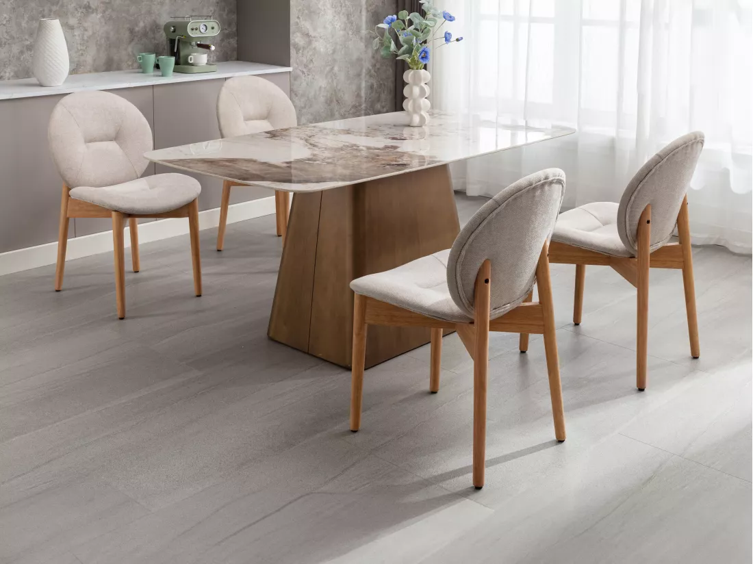 Lot de 2 chaises en tissu et bois d'hévéa - Beige - ISADIO