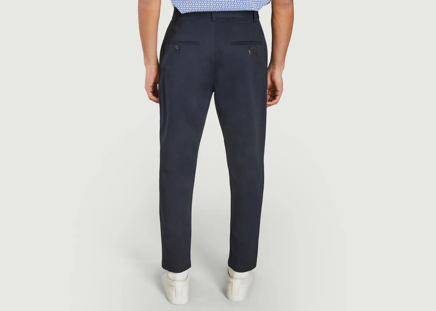 Pantalon chino coupe loose Military Universal Works