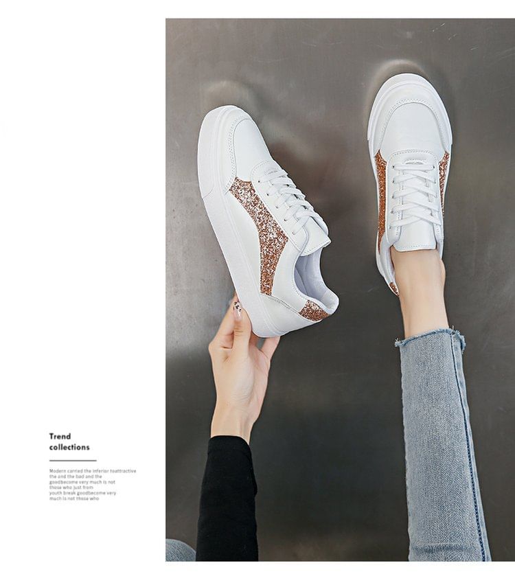 Asterisk - Sneakers van imitatieleer met vetersluiting en pailletten