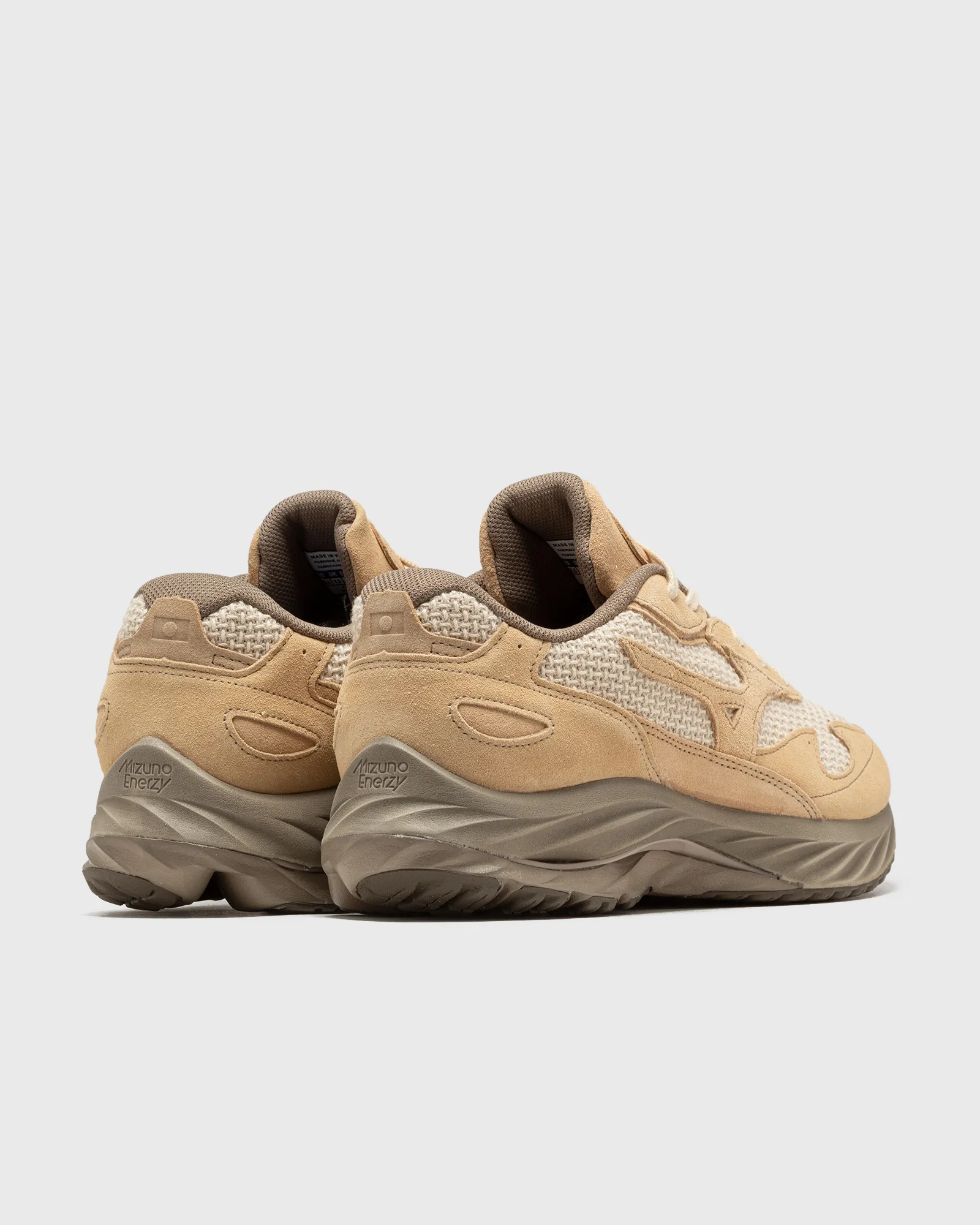 MIZUNO Wave Rider x Beams
