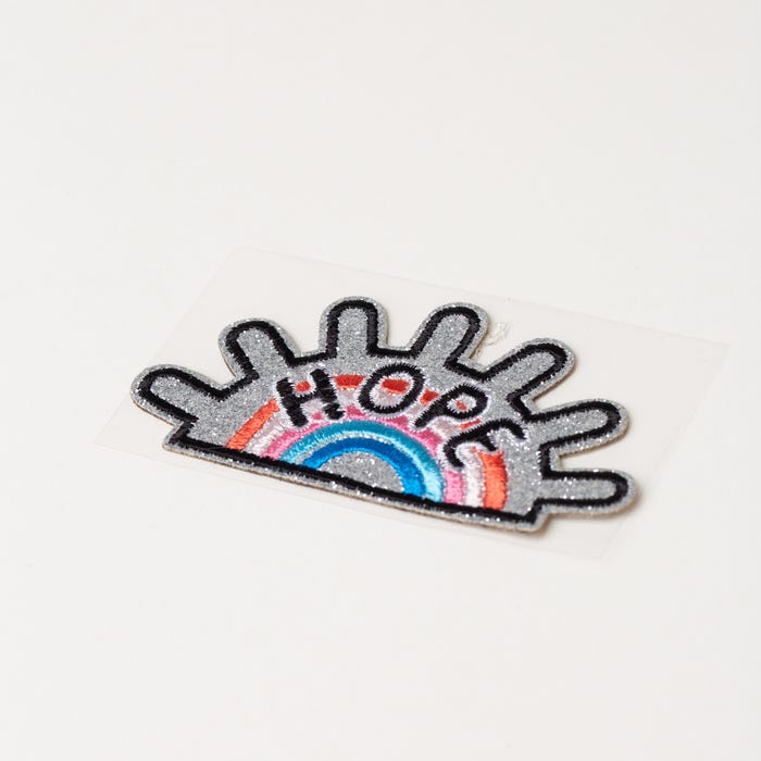 Atelier Veritas-Patch met glitterregenboog 'hope' 4x8cm