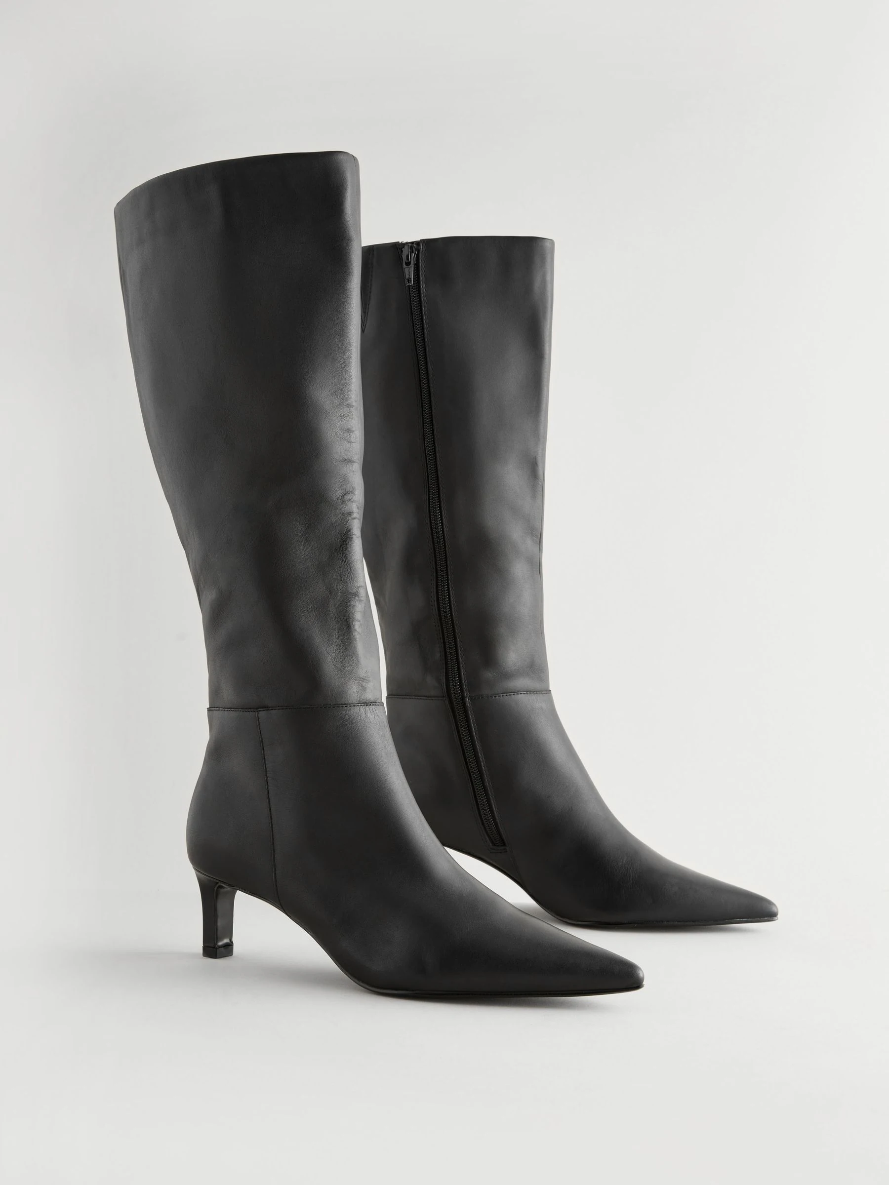 Zwart leer - Kniehoge Skinny Boots met Hak