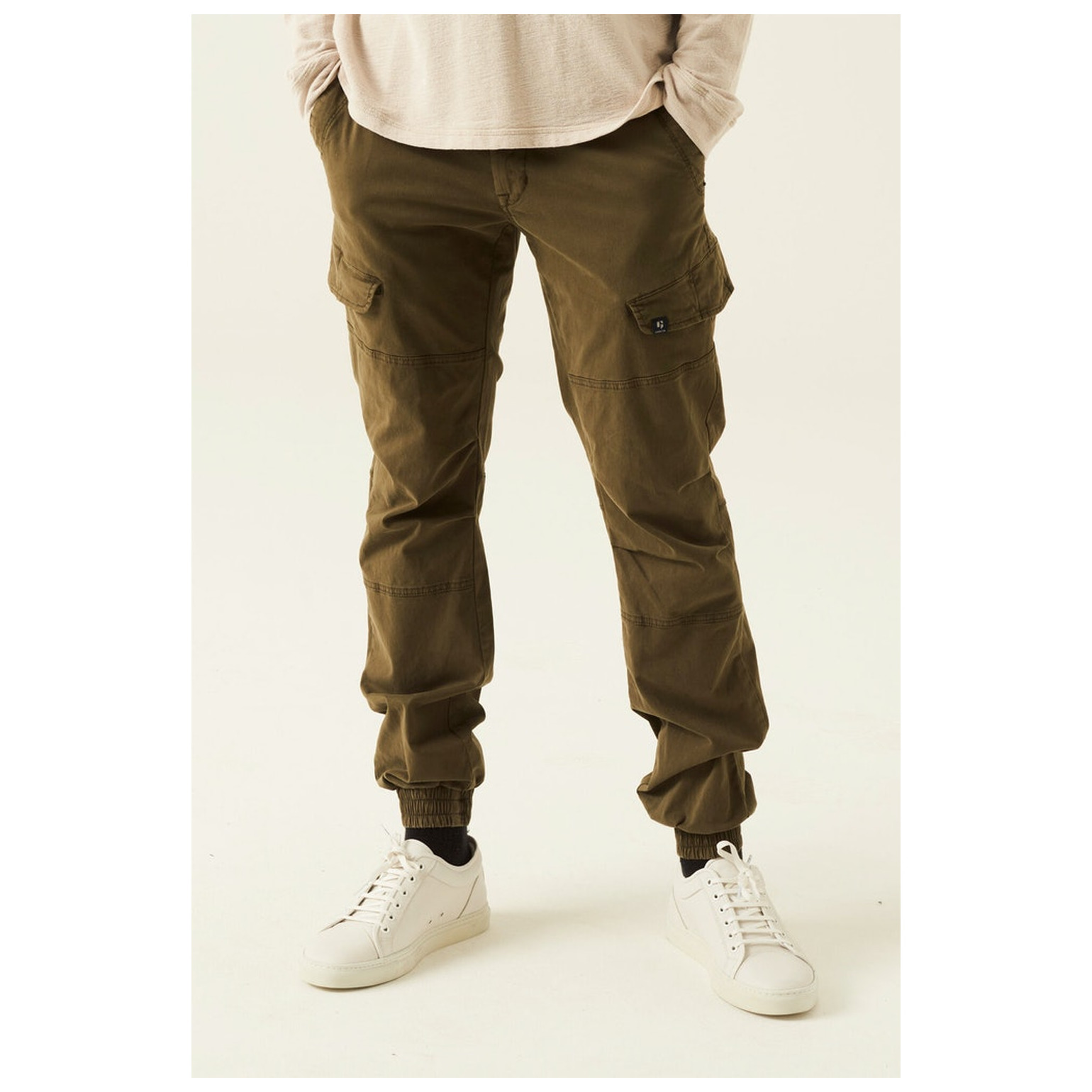 Garcia Z1125_men`s pants L.32