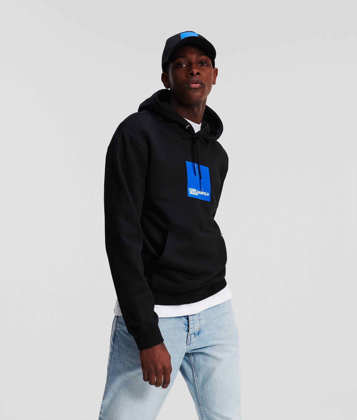 SWEAT À CAPUCHE AVEC LOGO KLJ ENCADRÉ