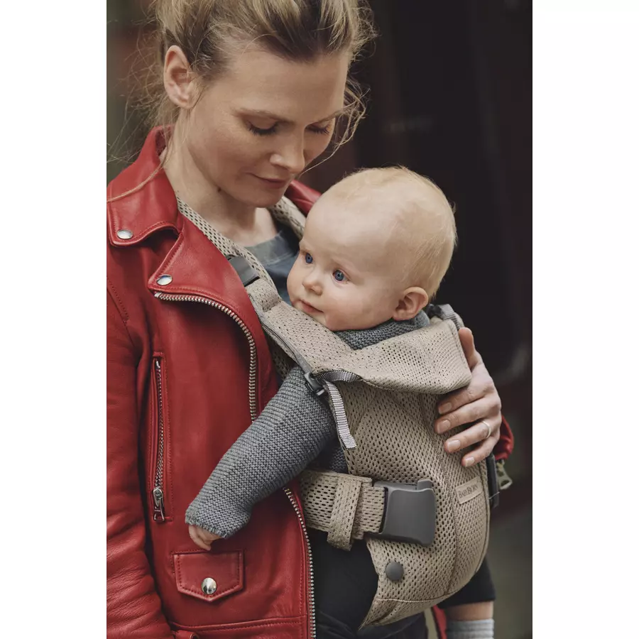 BABYBJÖRN Babytrage One Air Mesh Greige