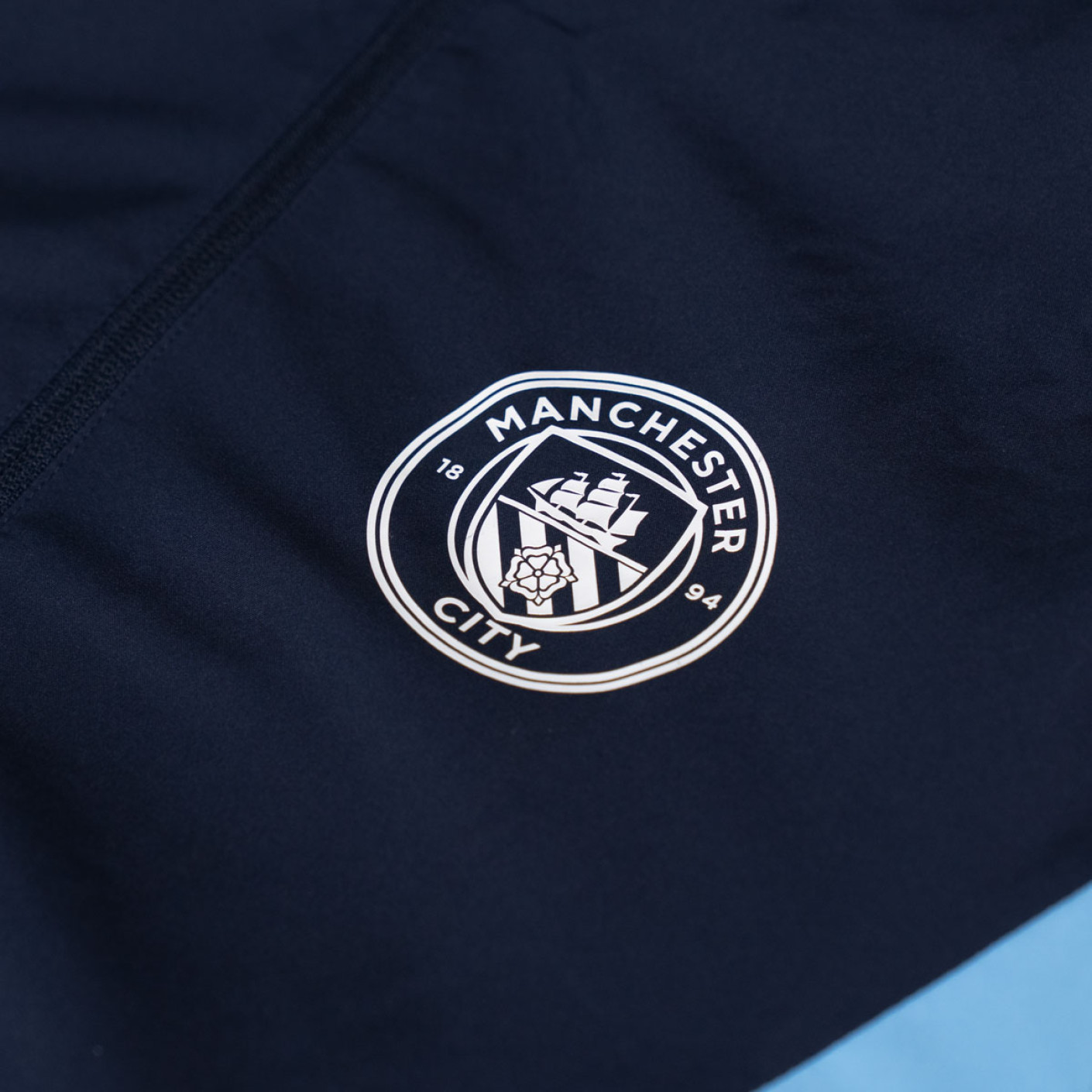 PUMA Manchester City ftblArchive Trainingspak Full-Zip 2024-2025 Donkerblauw Blauw