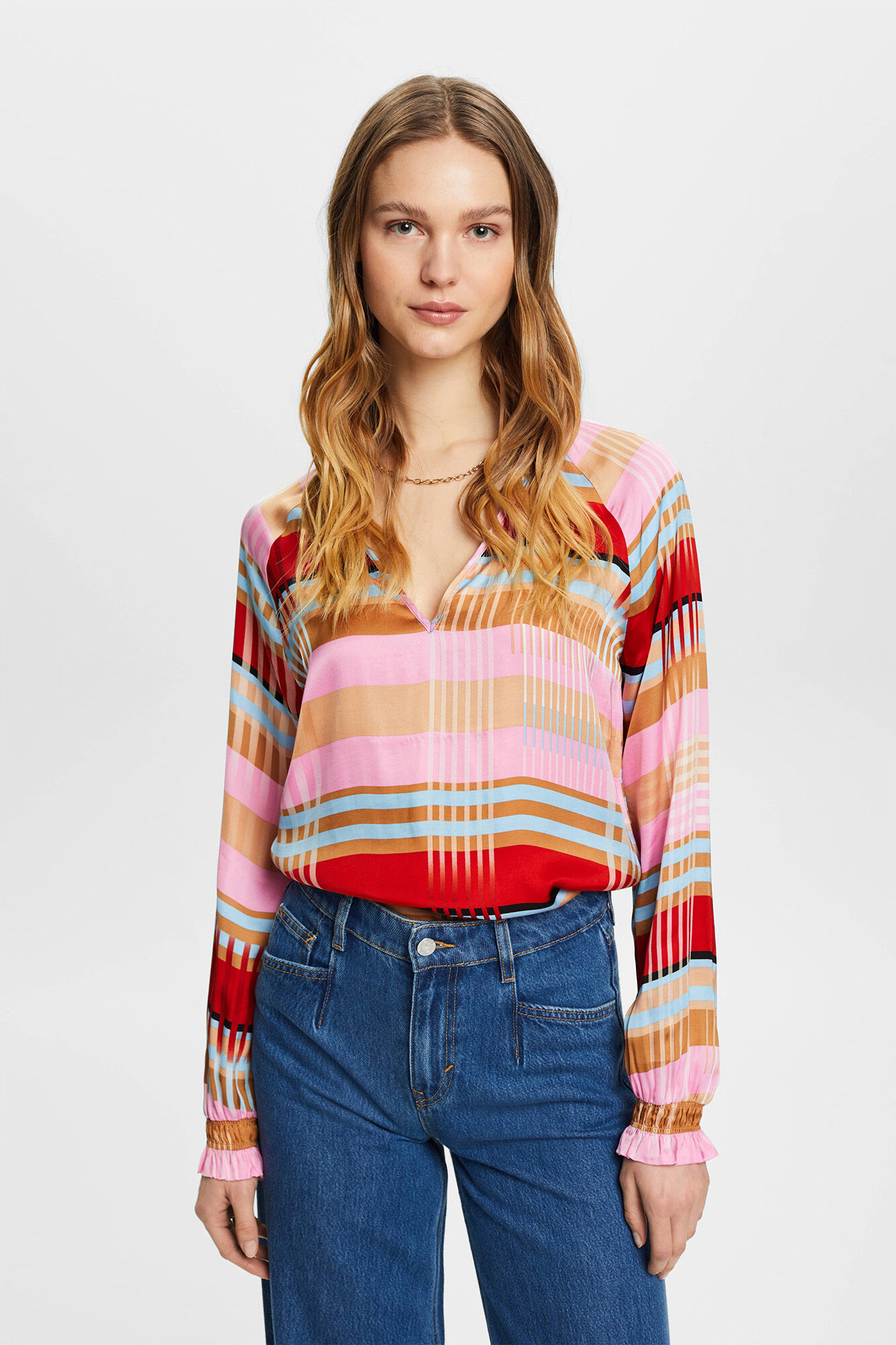 Blusa xadrez em viscose acetinada - Multicolorida