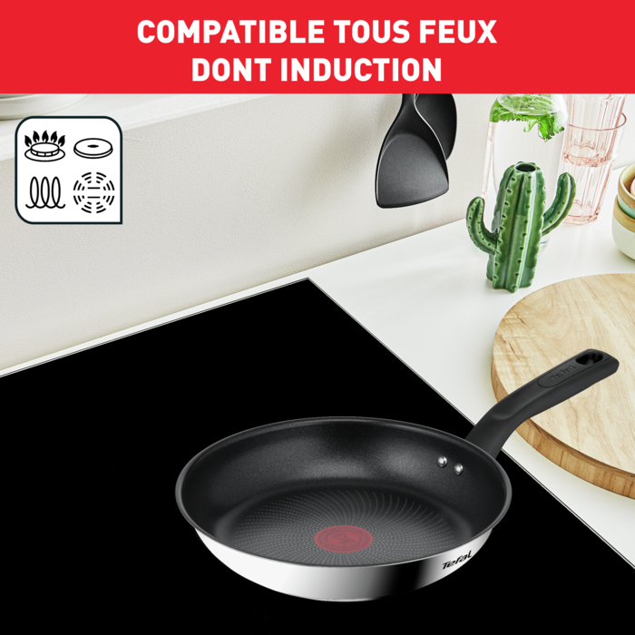 Delicious Batterie de cuisine inox 8 pièces Casserole 16 cm, Faitout 24 cm + couvercle, Poêles revêtues 24/28 cm, Louche, Ecumoire, Feutrine protège-poêles