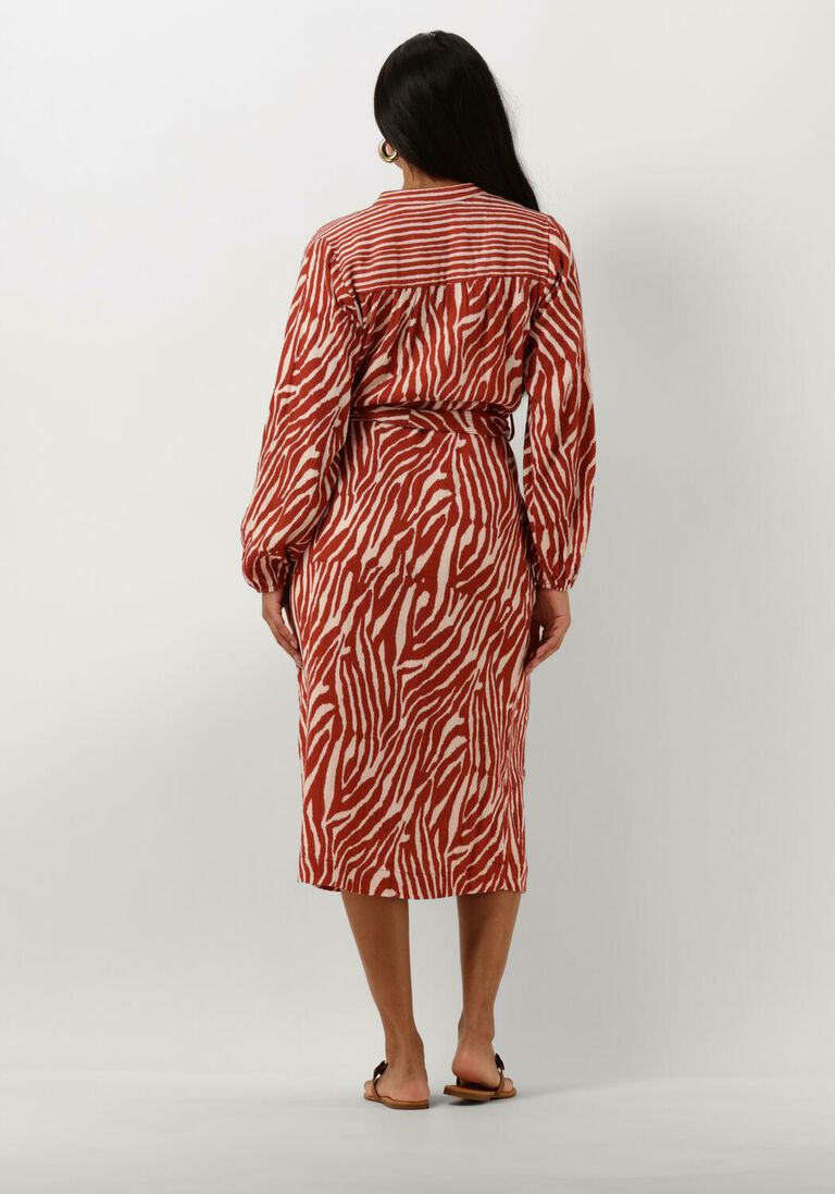 STELLA FOREST brique stella forest midi jurk e24ro053
