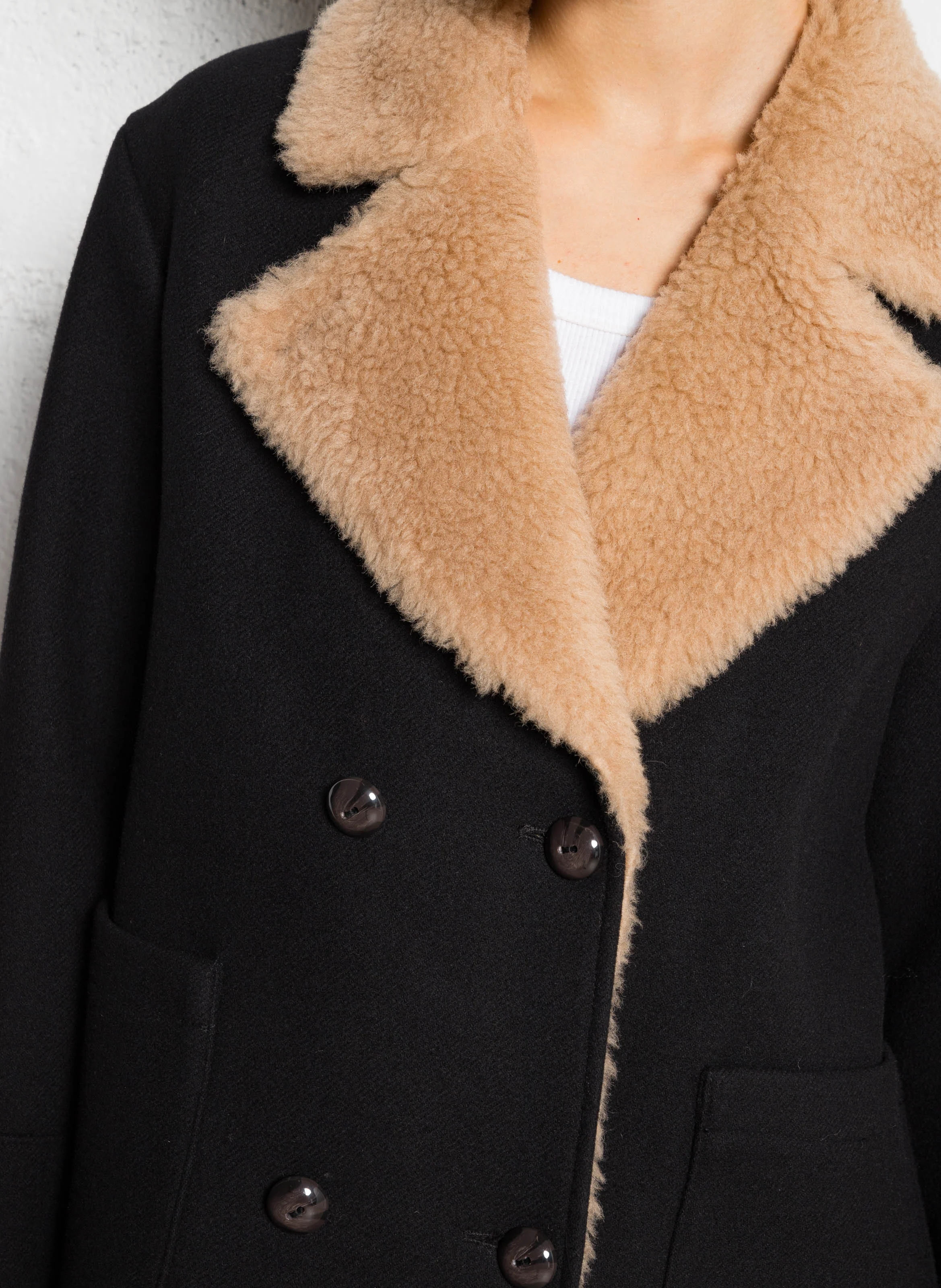 CHELANE - Manteau court en laine | Noir