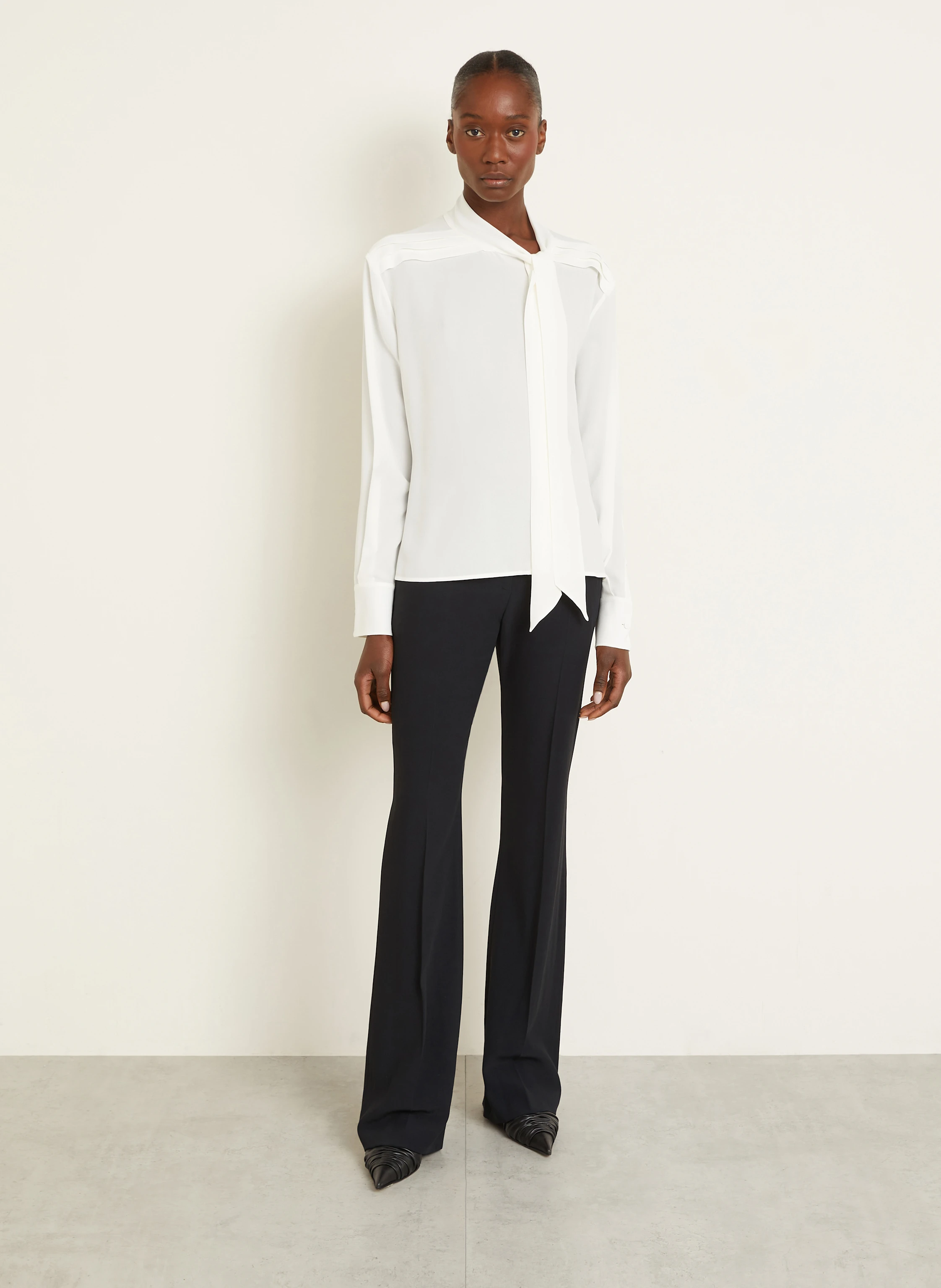 Alexander McQUEEN Seidenbluse mit Schluppe