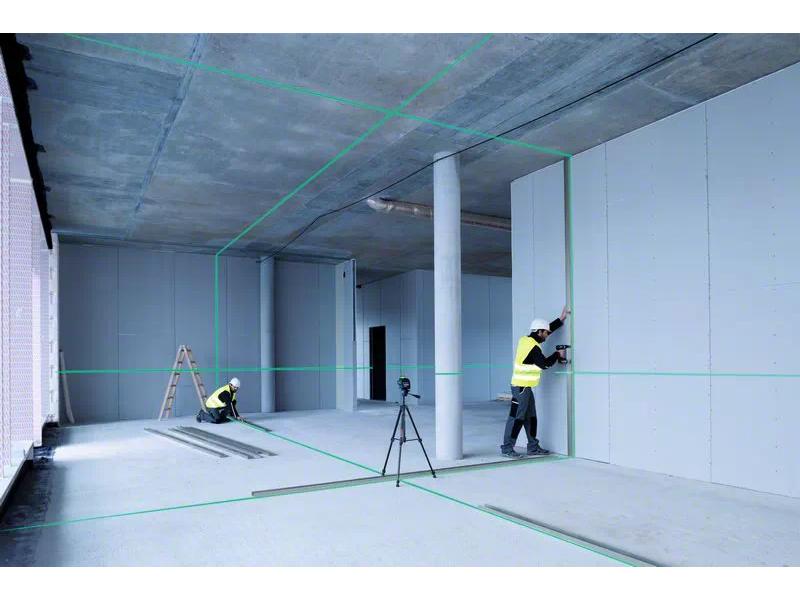 Bosch Professional Linienlaser GLL 3-80 G 30 m 3 x 360°-Linien in kräftigem Grün für optimale Sichtbarkeit