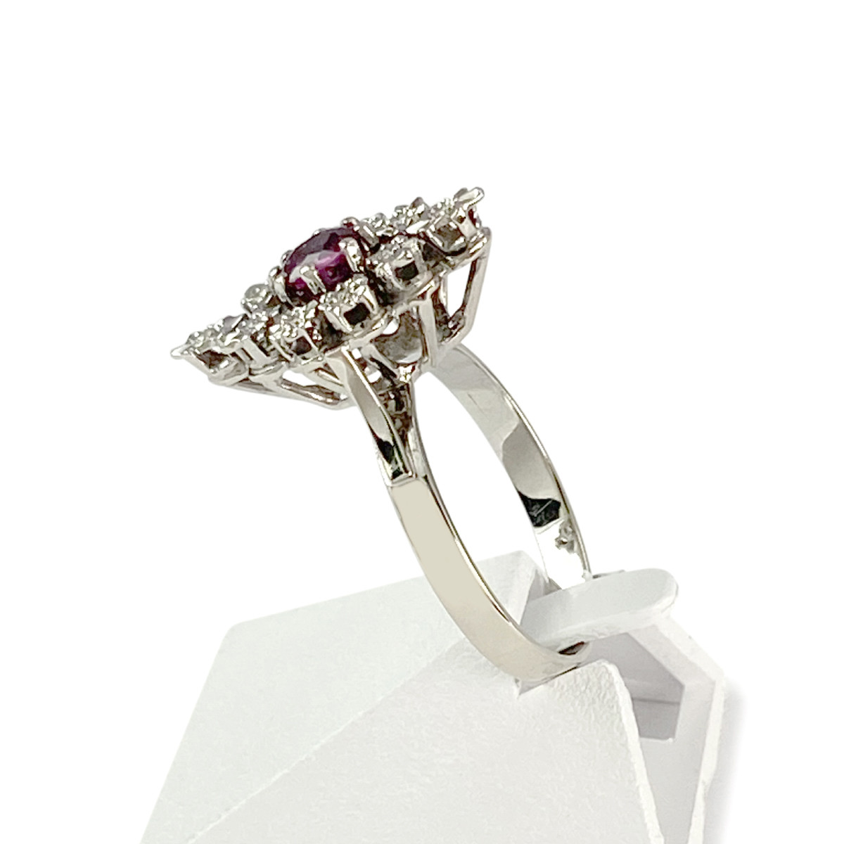 Bague d'occasion or 750 blanc diamants et rubis