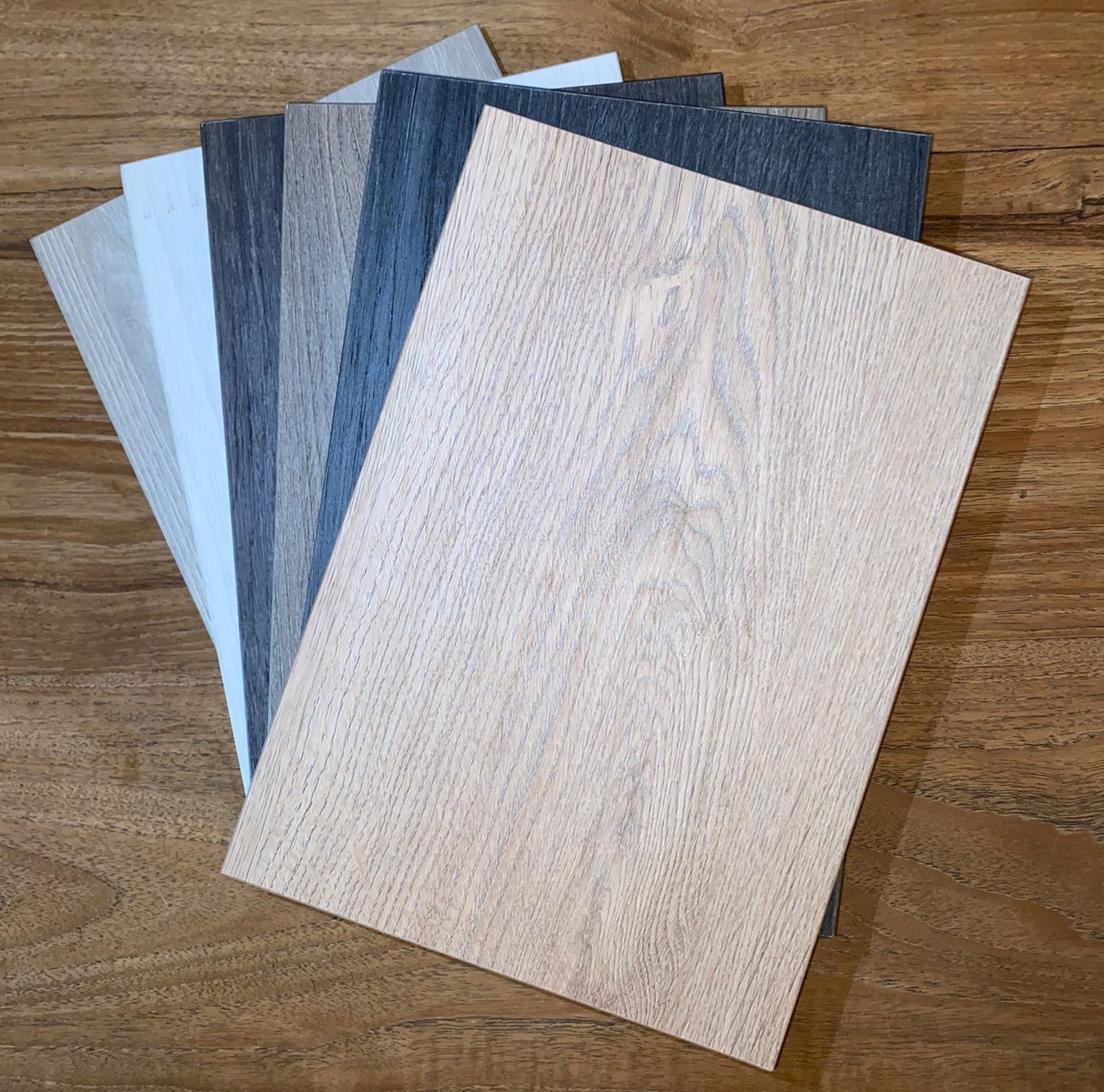 Mondiaz kleurstaal set 2: alle kleuren voor meubels