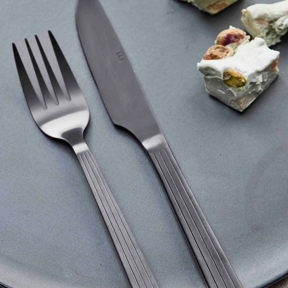 RAW  Bestiksæt, mat sort - 48 dele