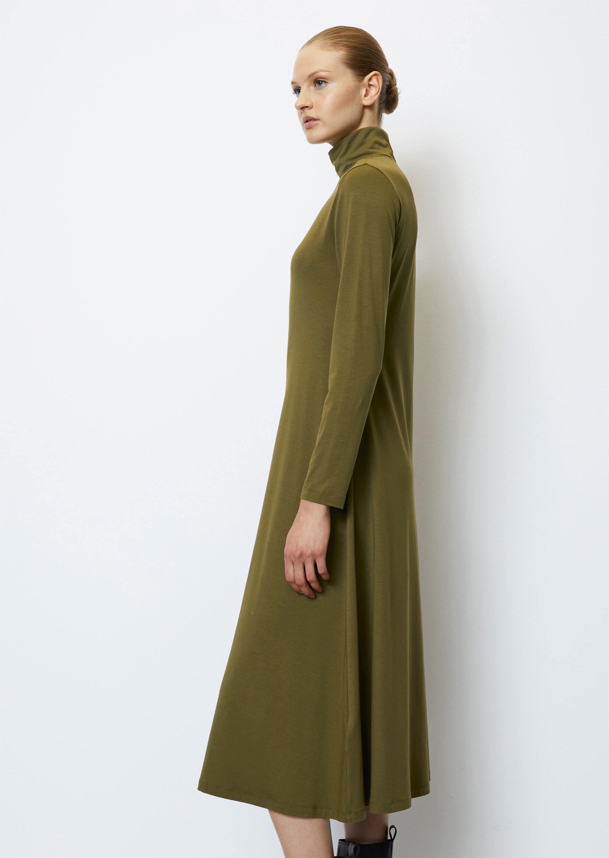 Jersey-Rollkragenkleid fitted mit TENCEL™ Modal