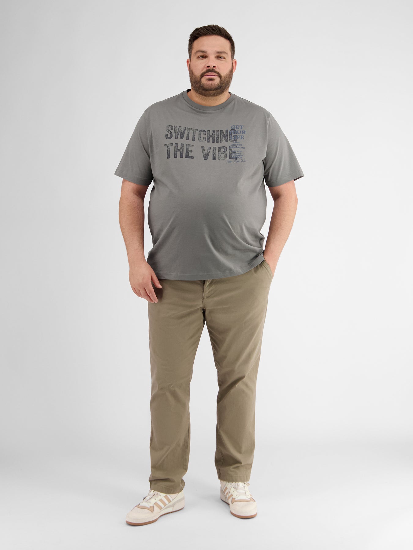 Herren T-Shirt mit Brust-Print