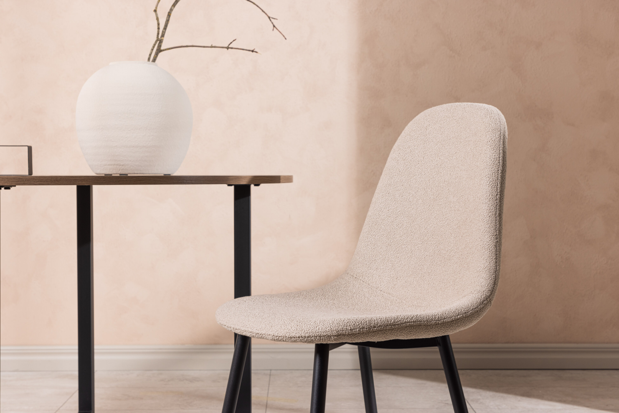 Eetkamerstoel Hakaro beige bouclé - set van 2