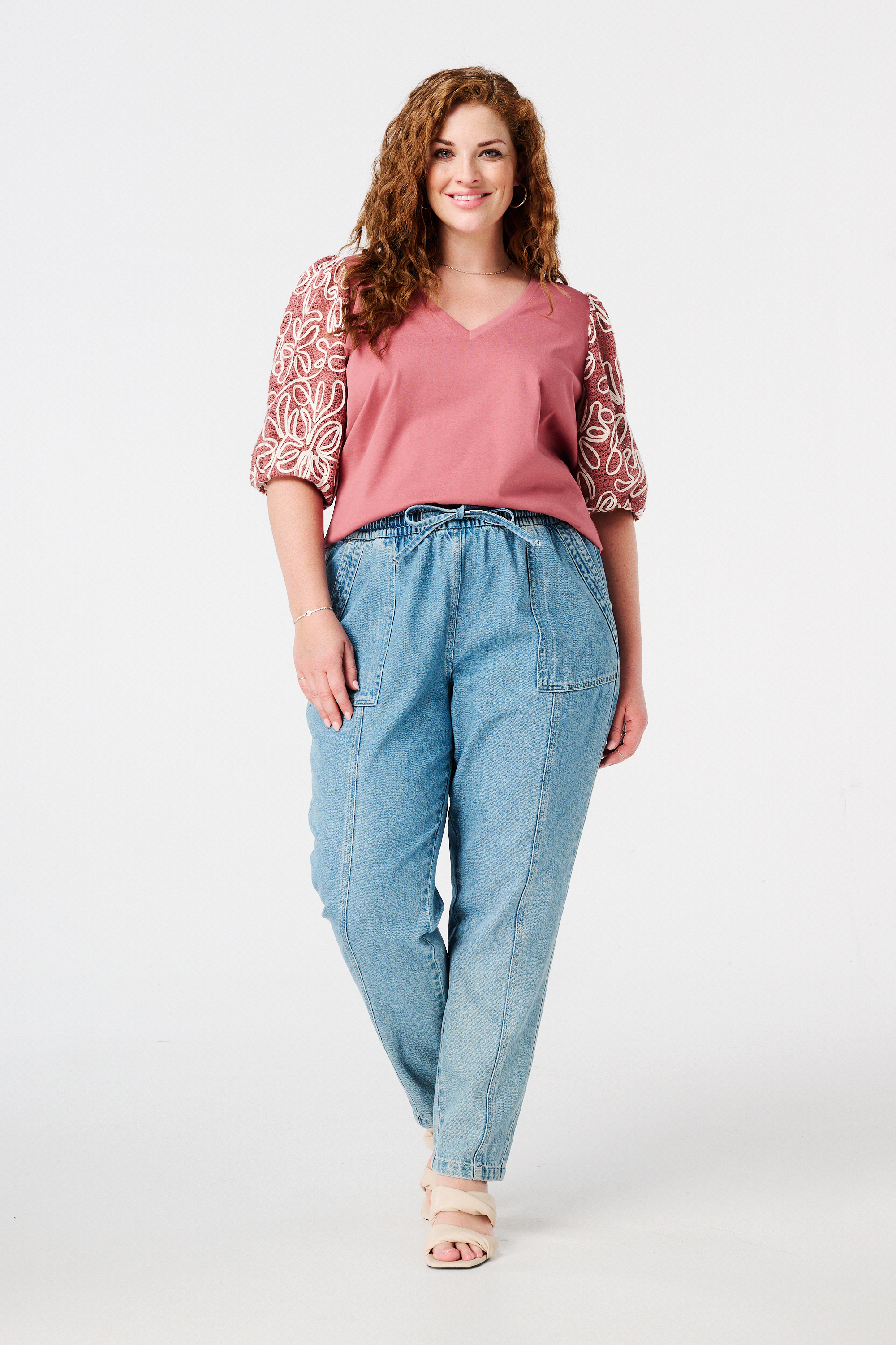 T-shirt met geborduurde mouwen Oud rose