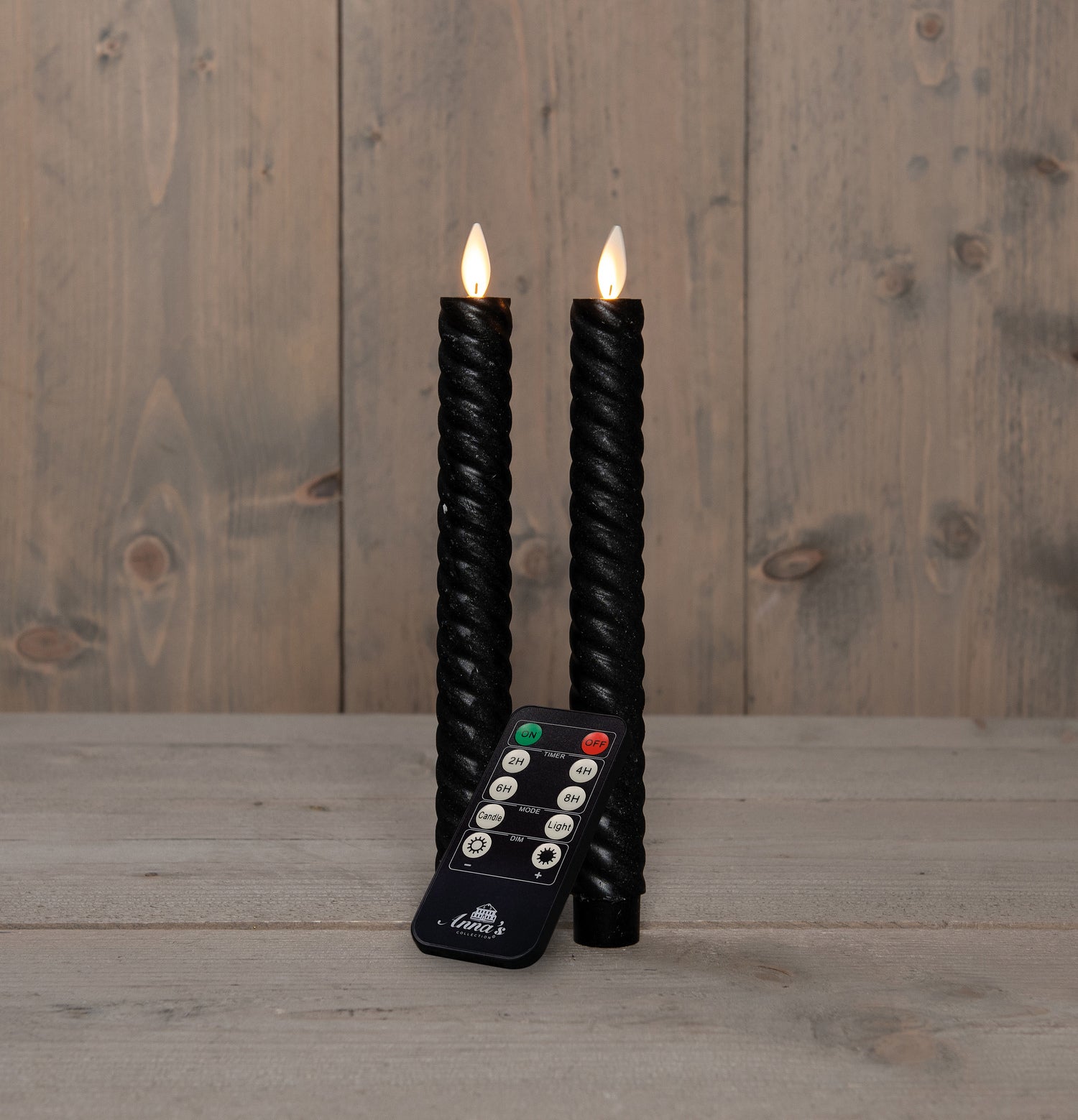 Anna's Collection LED dinerkaars Swirl bewegende vlam met timer zwart D 2,2 H 23 cm 2 stuks