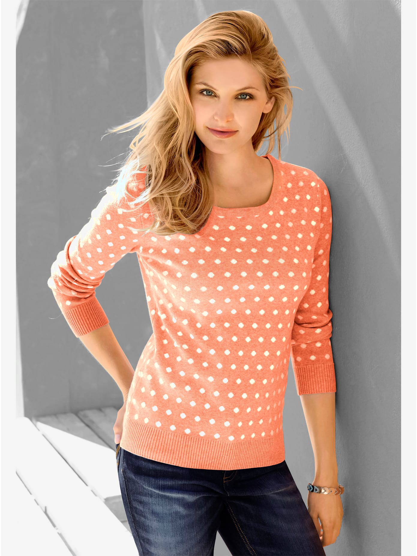 Pull à pois manches longues en jacquard