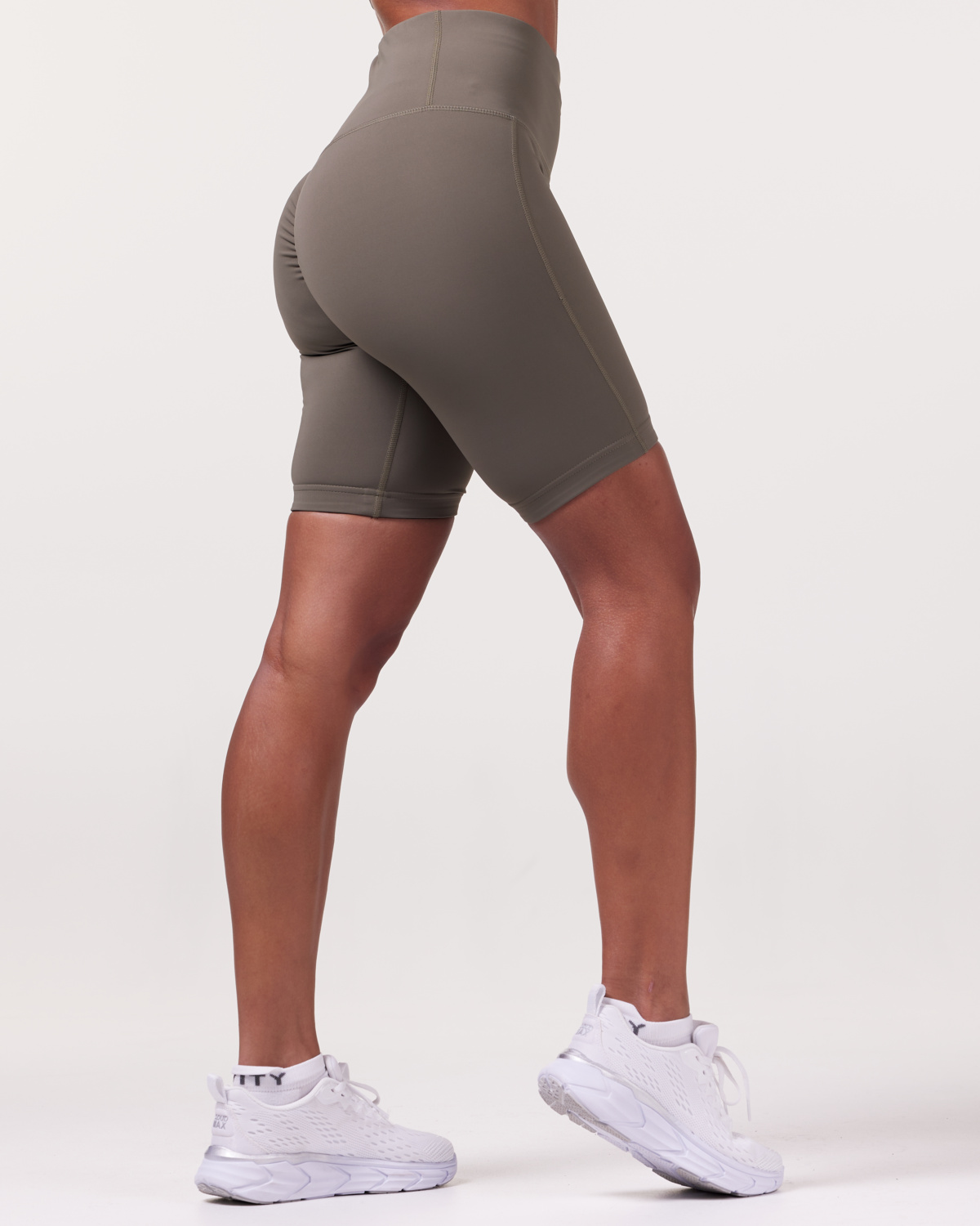 LEVITY Magnify Scrunch Biker Shorts 2.0 Green Olive