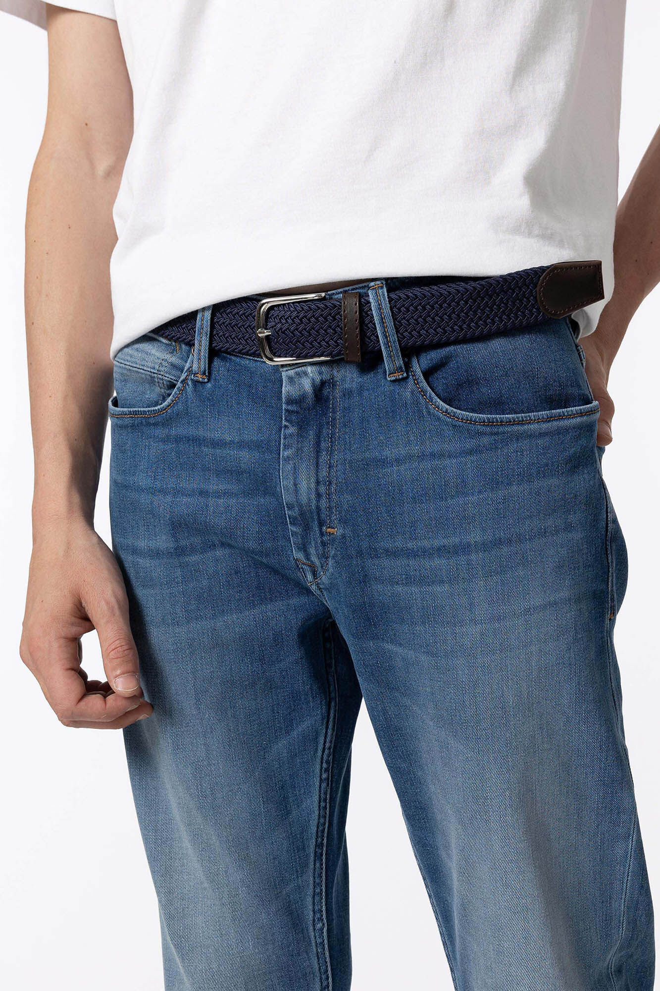Calça jeans Leo Comfort Fit com cinto