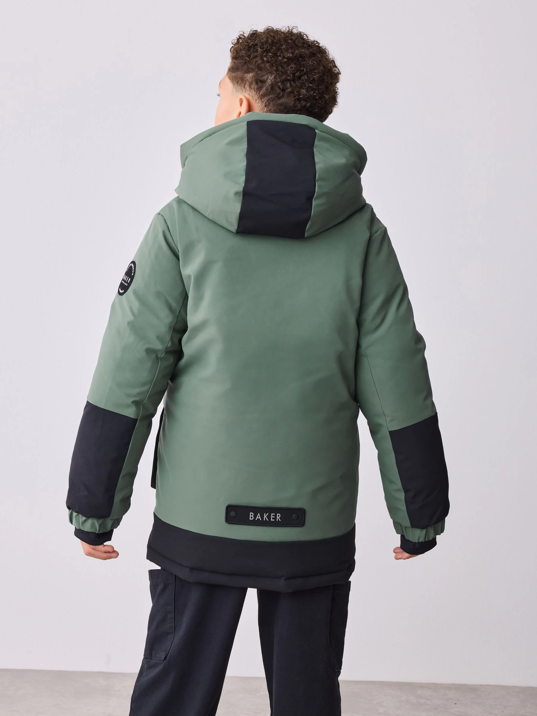 Saliegroen/zwart - Baker by Ted Baker regenbestendige colourblockparka