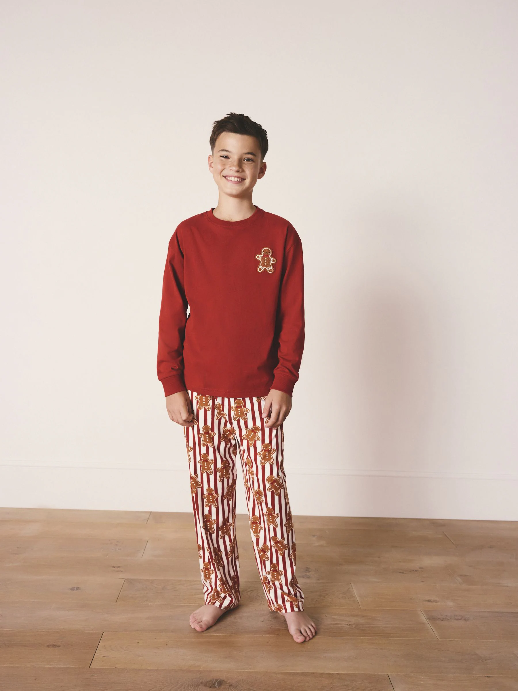 Rood met peperkoekenmannetje - Matching Family - Kerst - Cosy pyjama met lange mouwen (9mnd-16jr)