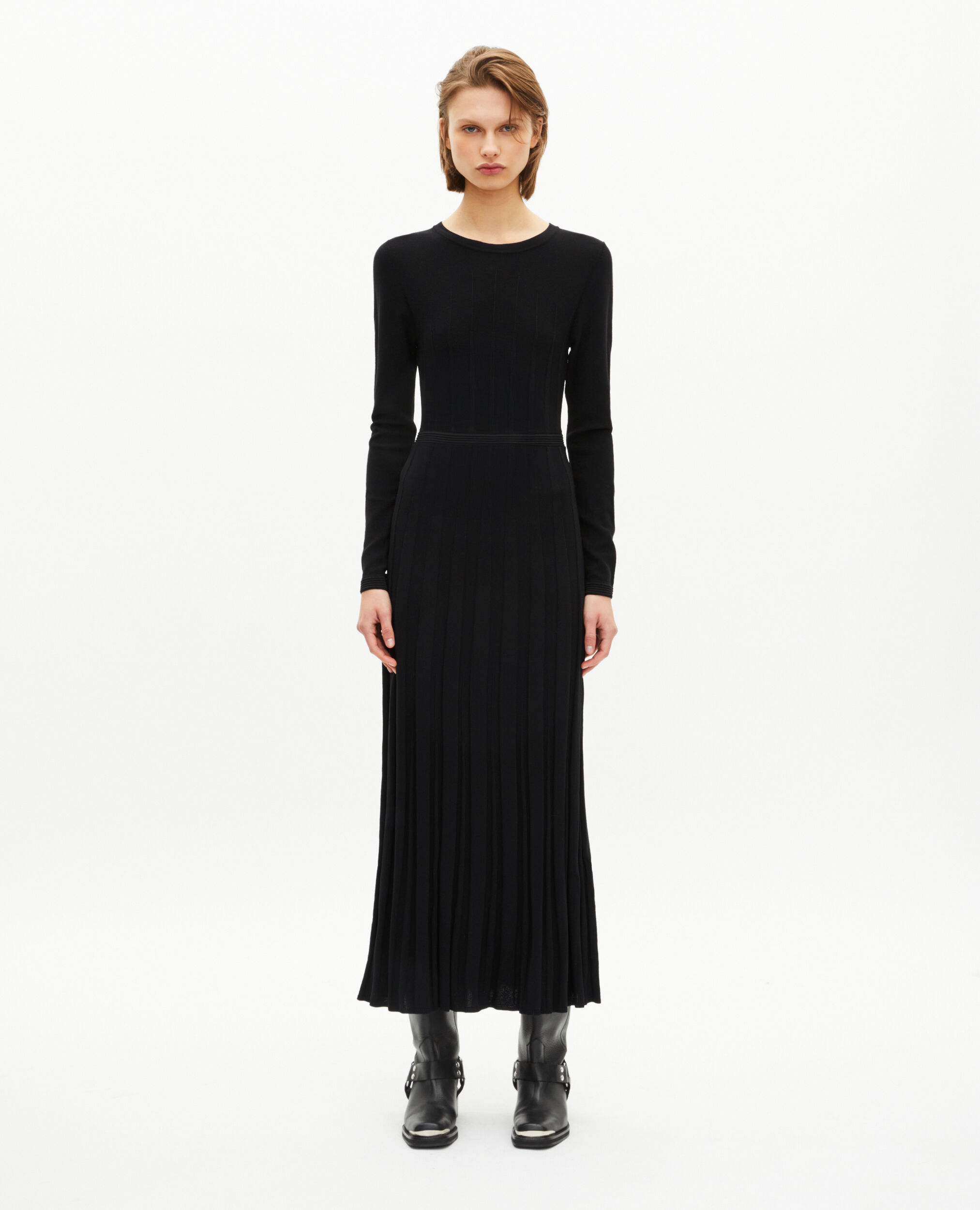 Robe longue en maille avec dentelle noire