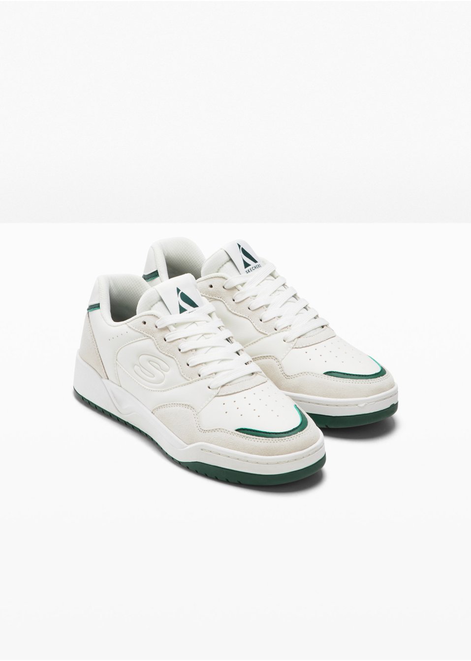 Sneakers van Skechers met memory foam