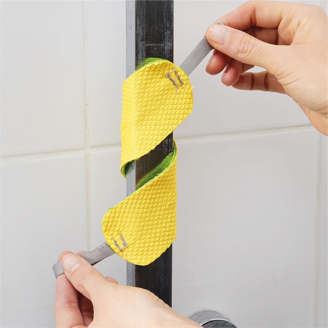 Sangle nettoie robinet et pommeaux de douche