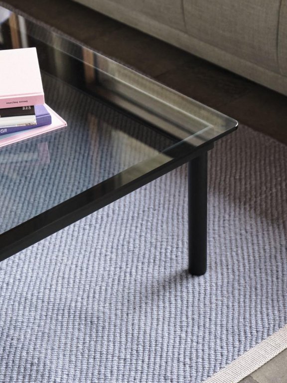 Hay Kofi salontafel zwart gelakt eiken 60x60 helder glas
