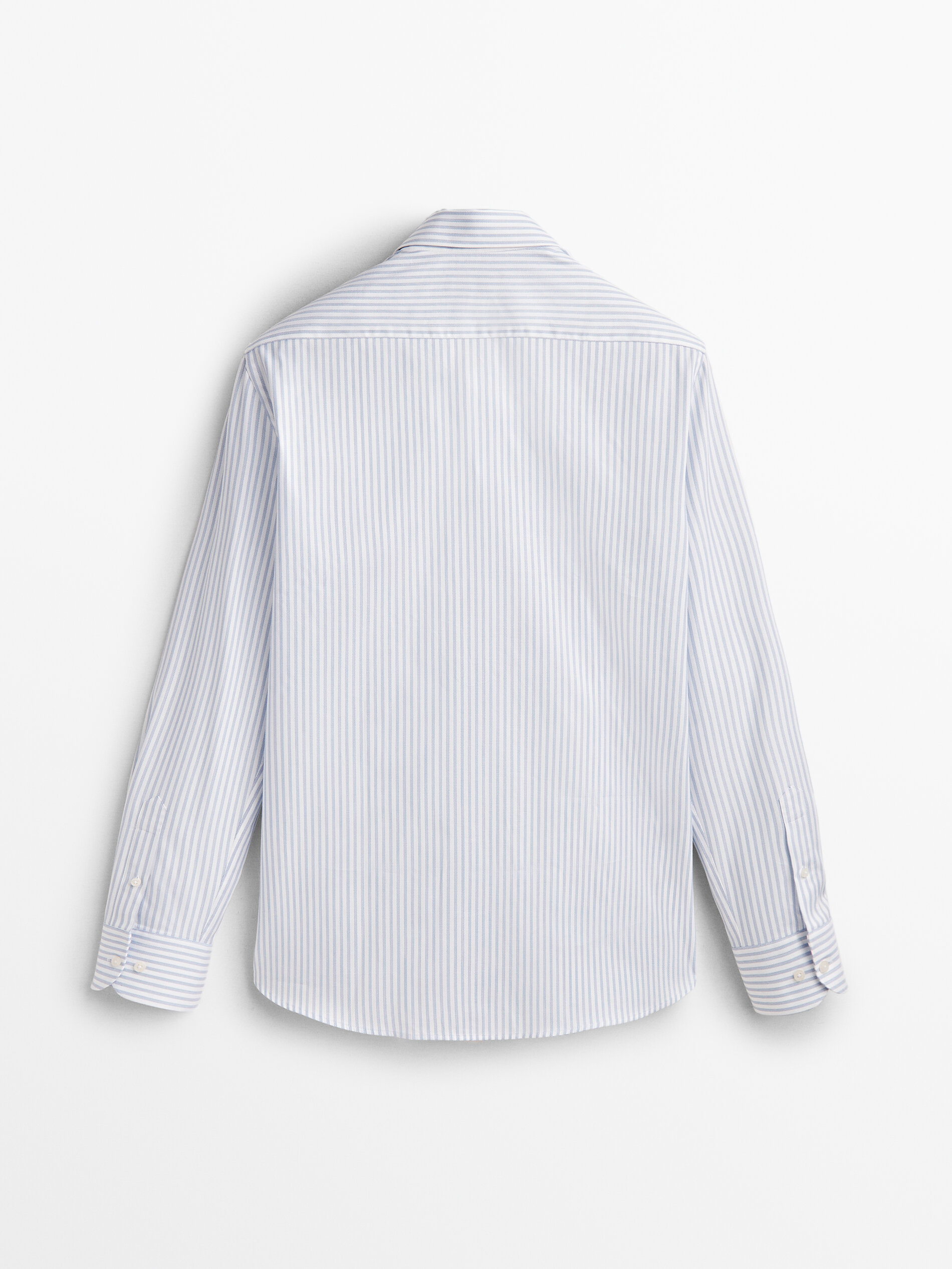 Camisa de fácil passar, corte regular - CELESTE