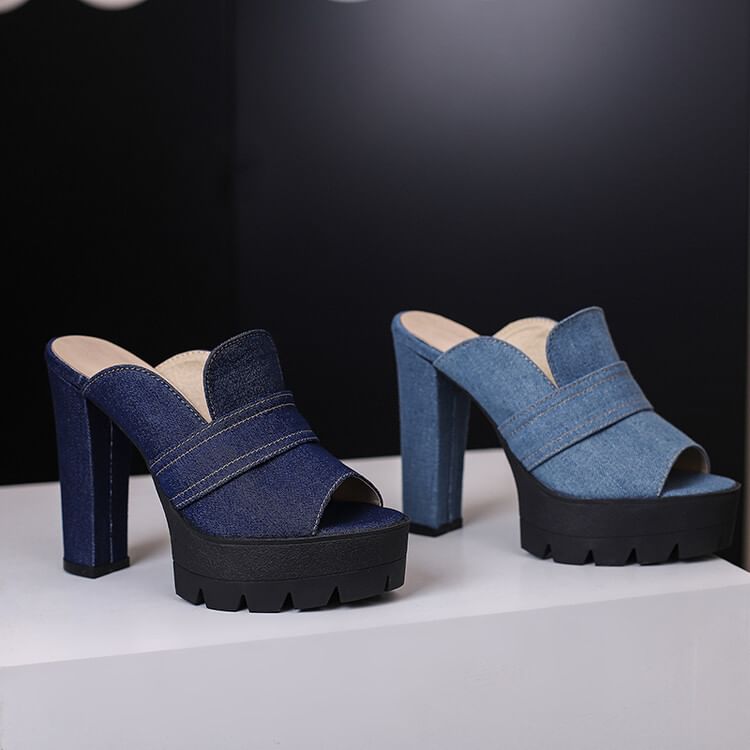 Queen Zoo - Chunky Heel Washed Denim Sandalen