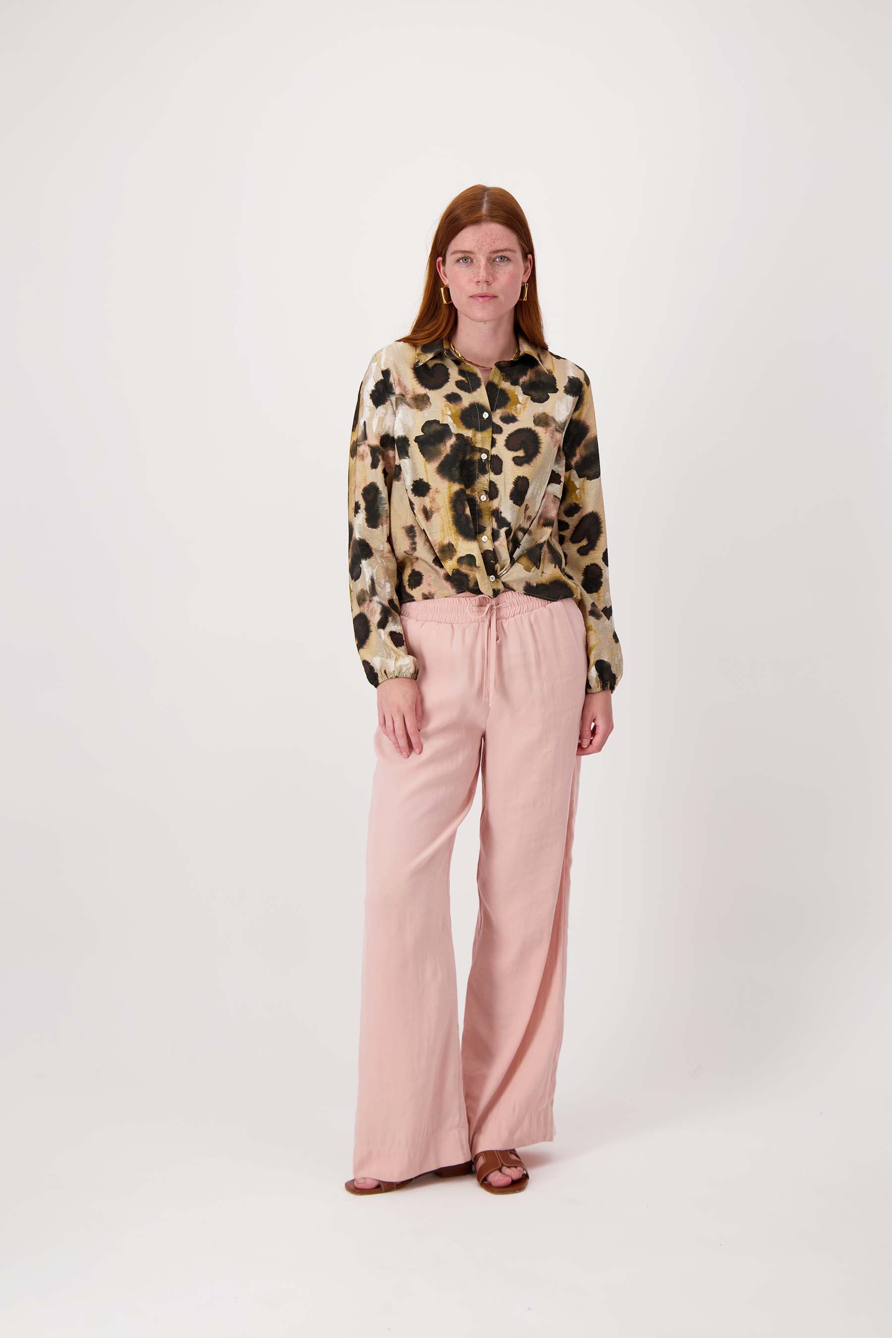 vastgestikte overslag blouse met print