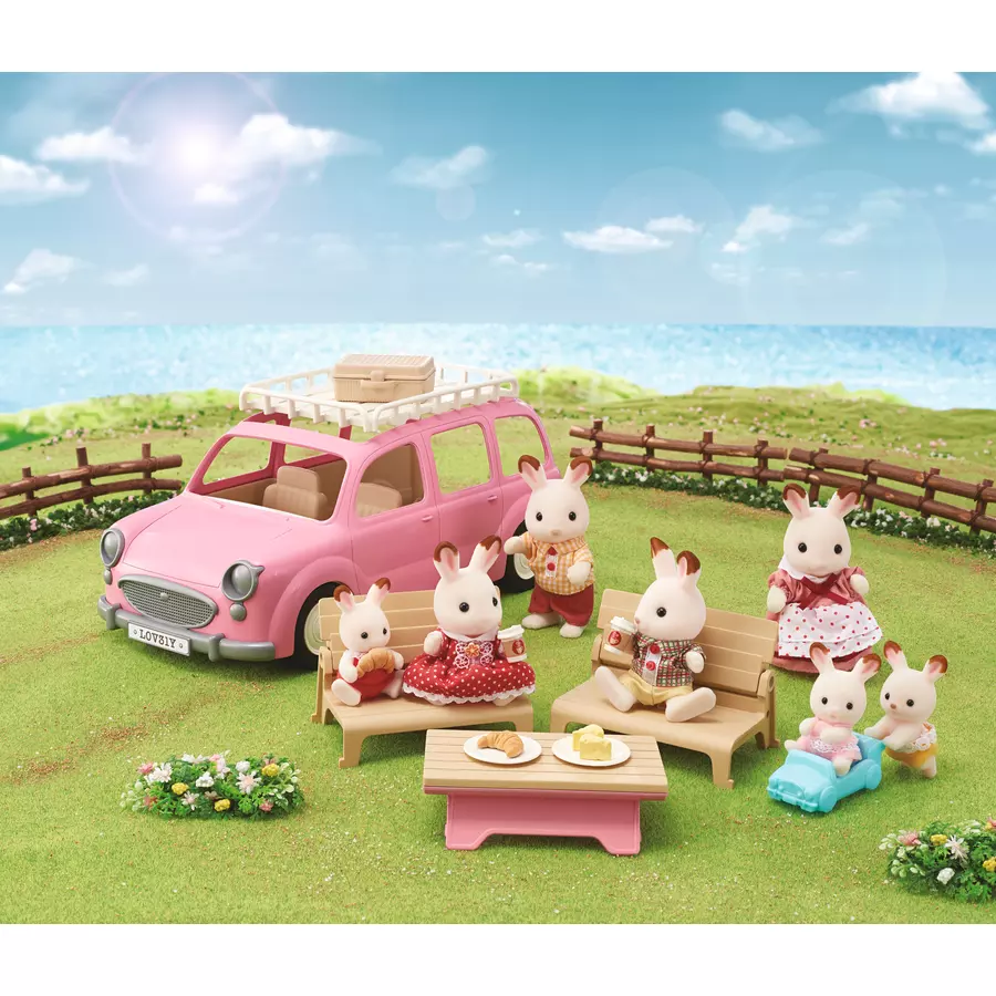 Sylvanian Families® Familienauto mit Picknickzubehör
