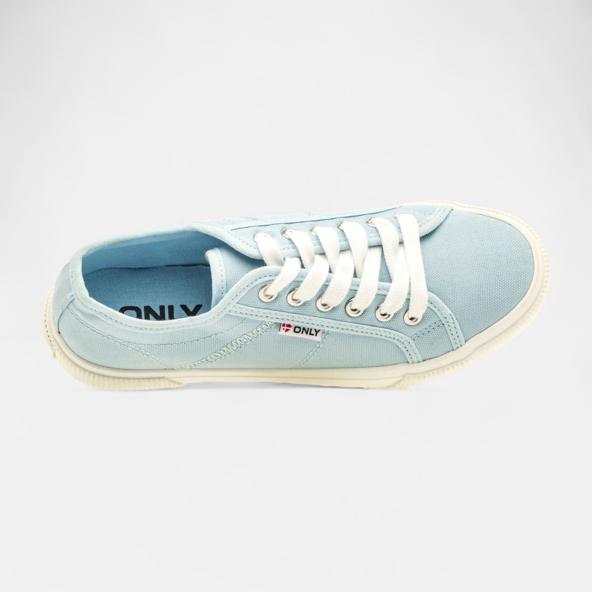 Baskets en toile Femme bleu ciel
