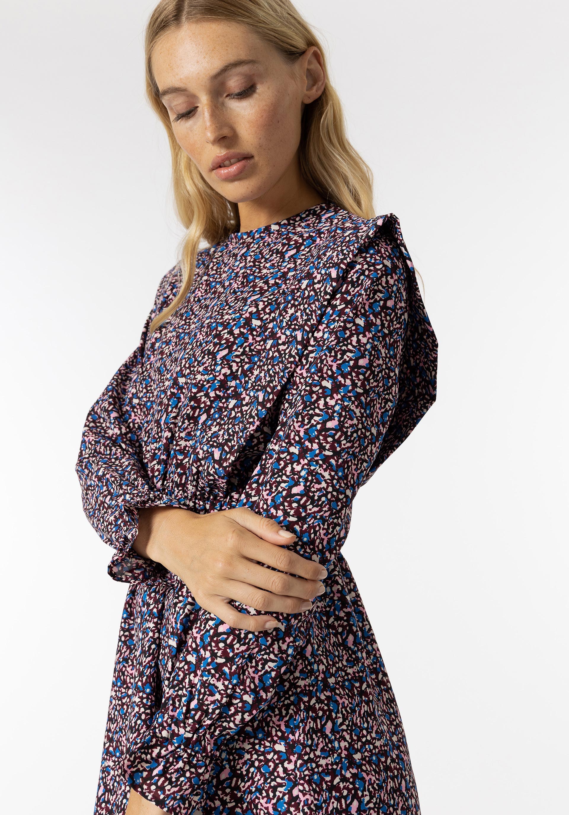 Vestido Estampado com Elástico na Cintura