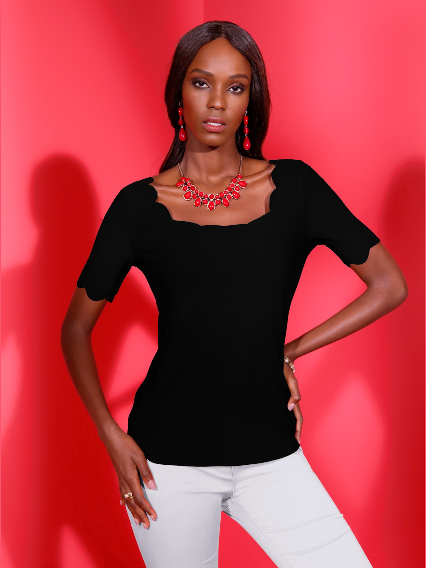 T-shirt bords arrondis féminins