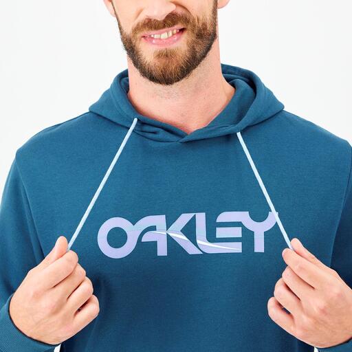 Oakley Swell