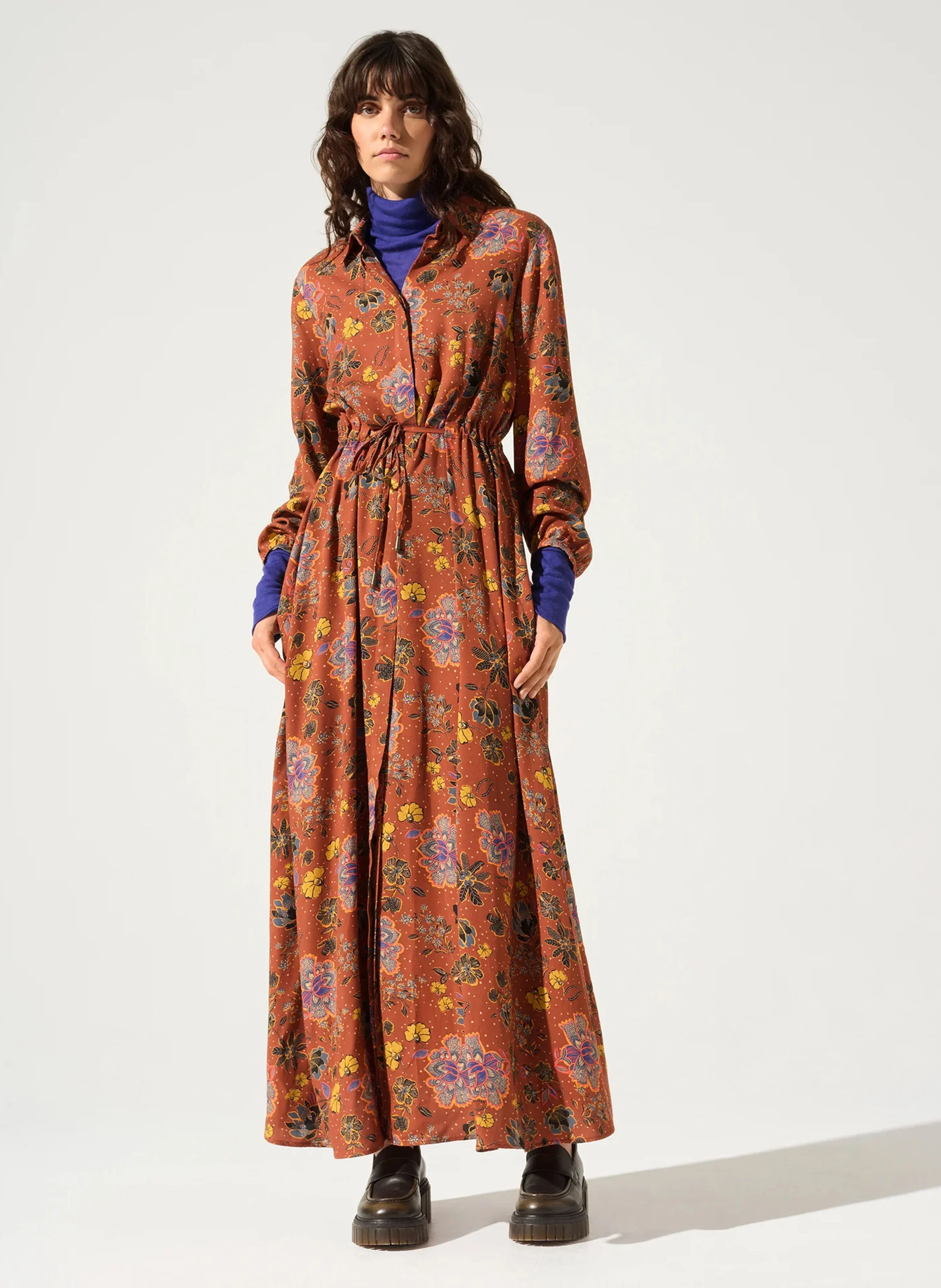 GITA - Robe longue col classique imprimée | Rouge