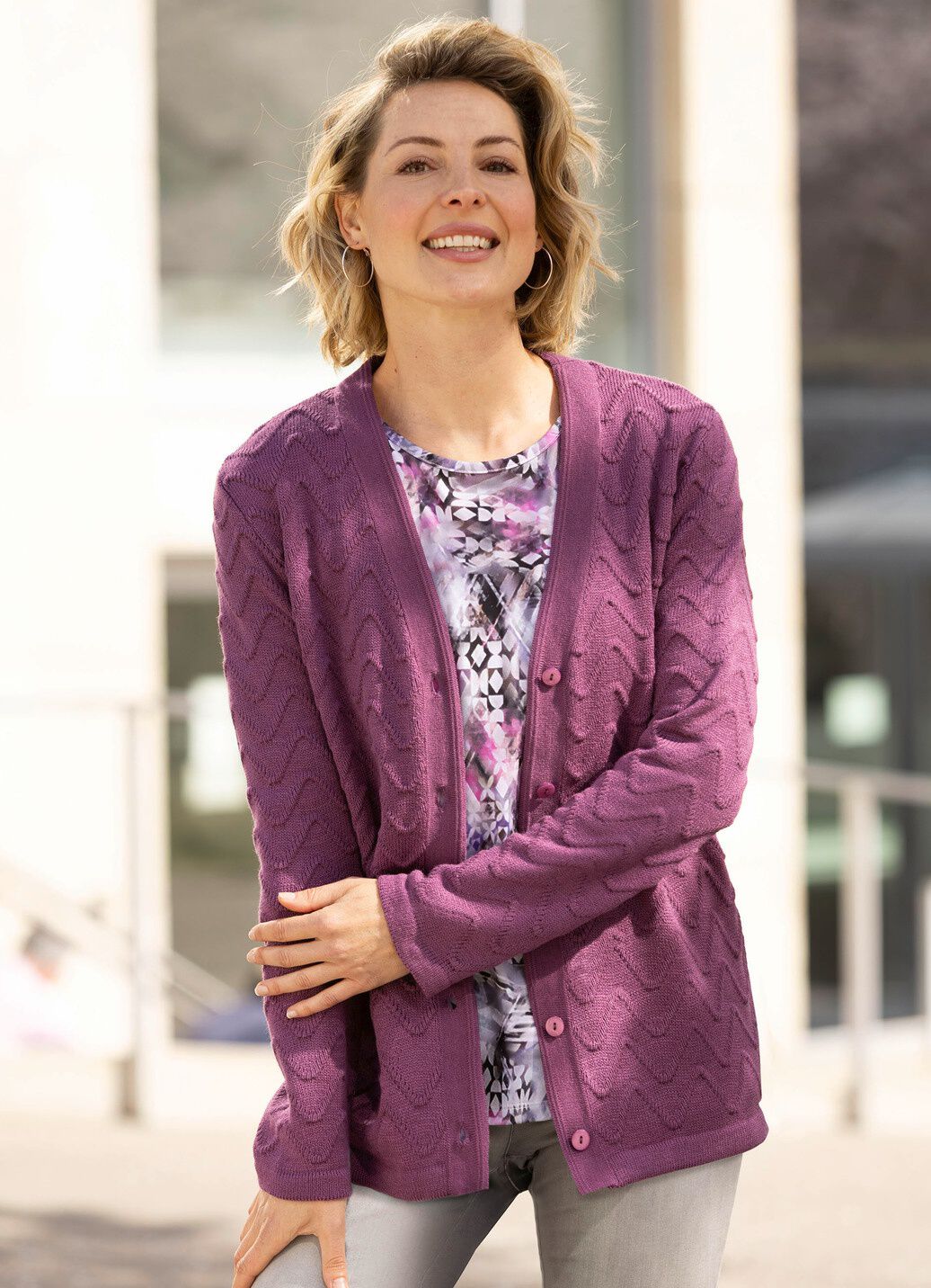 Strickjacke mit dekorativer Struktur
