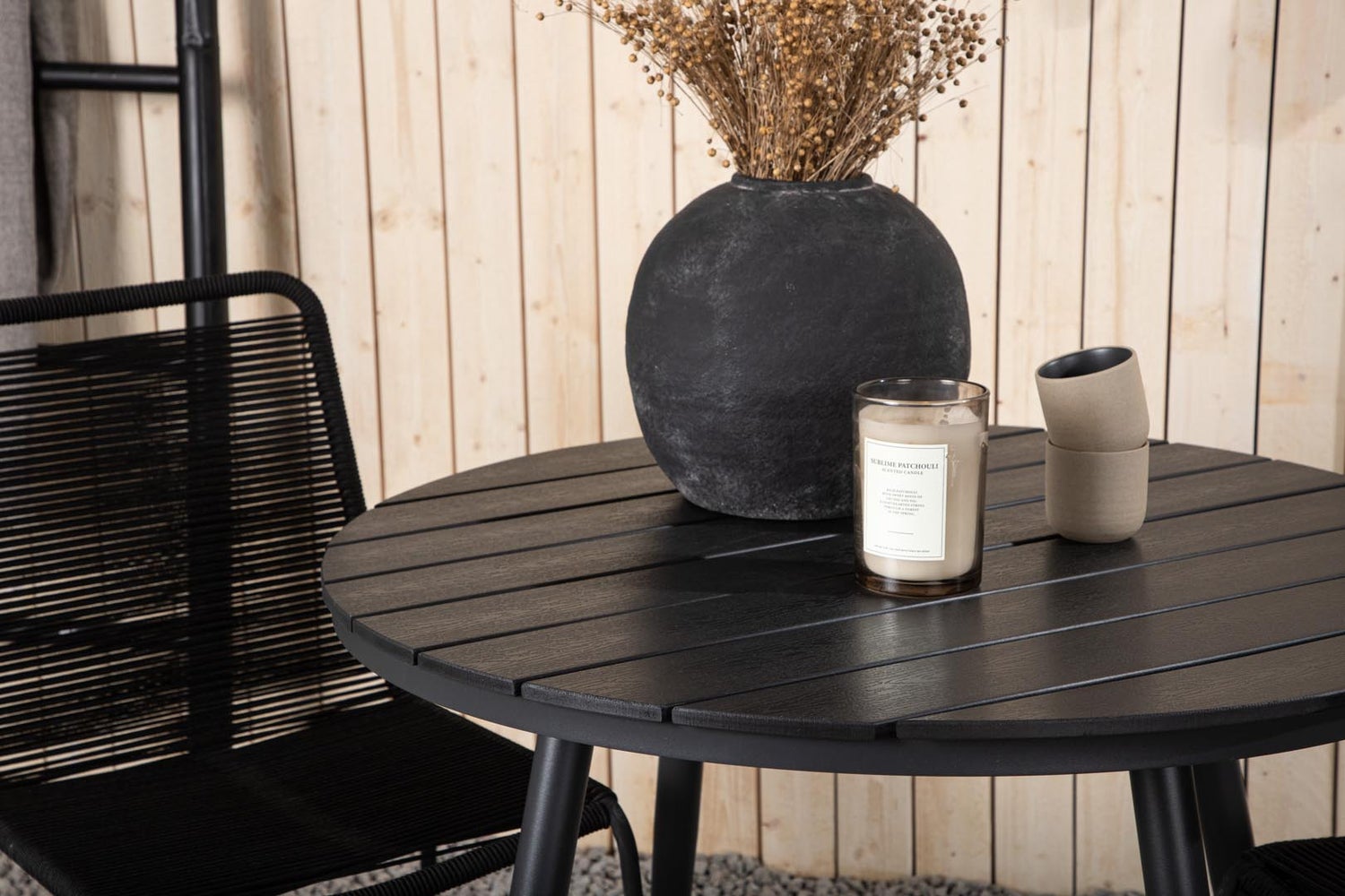 Tuinset Break: tafel 90x90cm, 2 Lindos stoelen, zwart. 90 x 74 x 90 cm