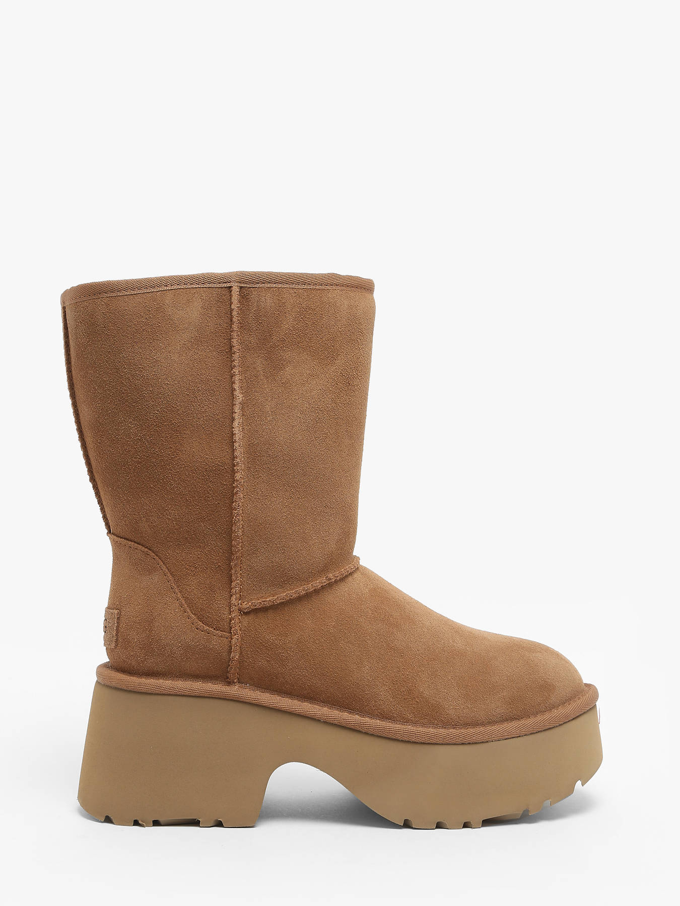 Bottes  talon Classic Short New height en cuir UGG