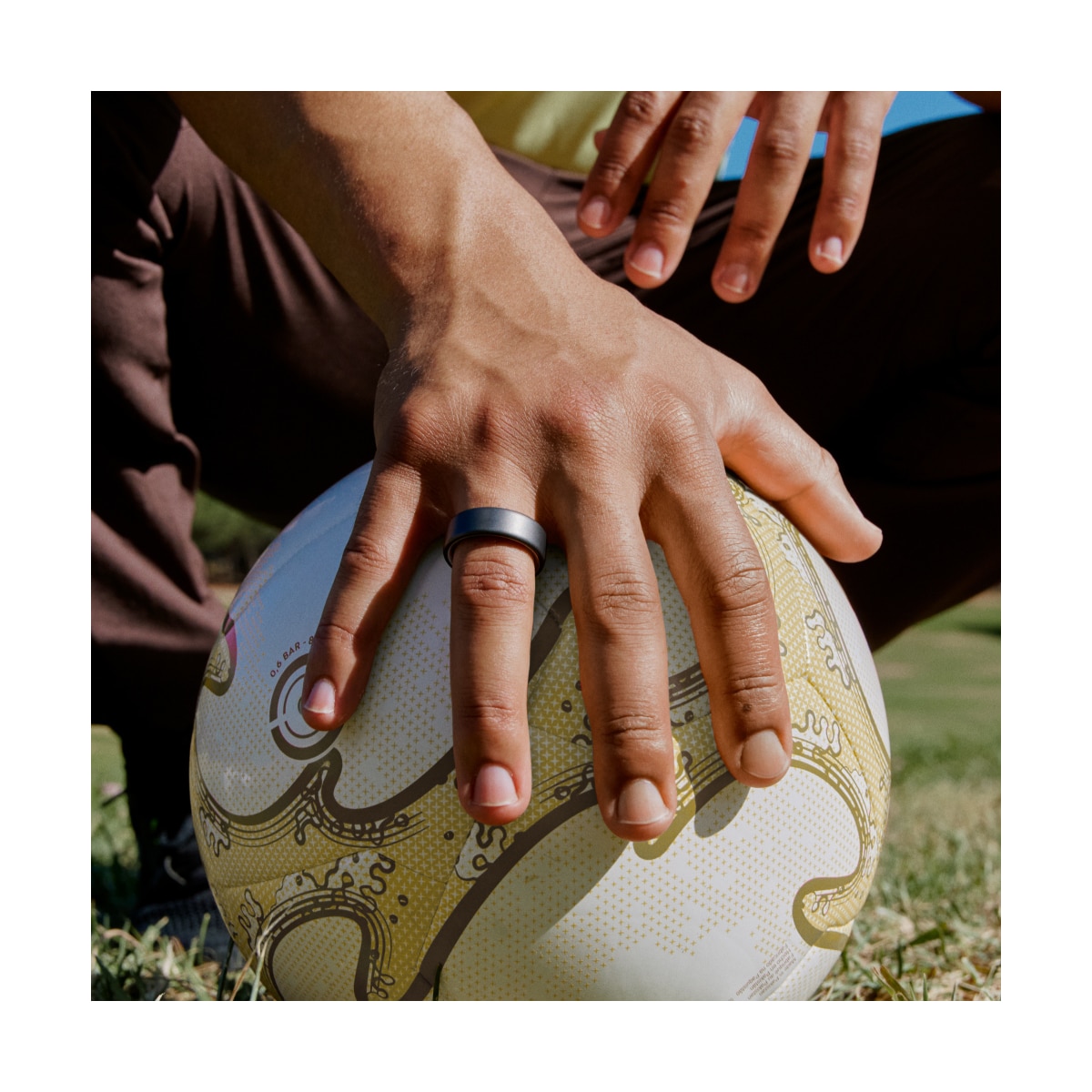 Oura-ring smarttring 4 størrelse 10 (Stealth)