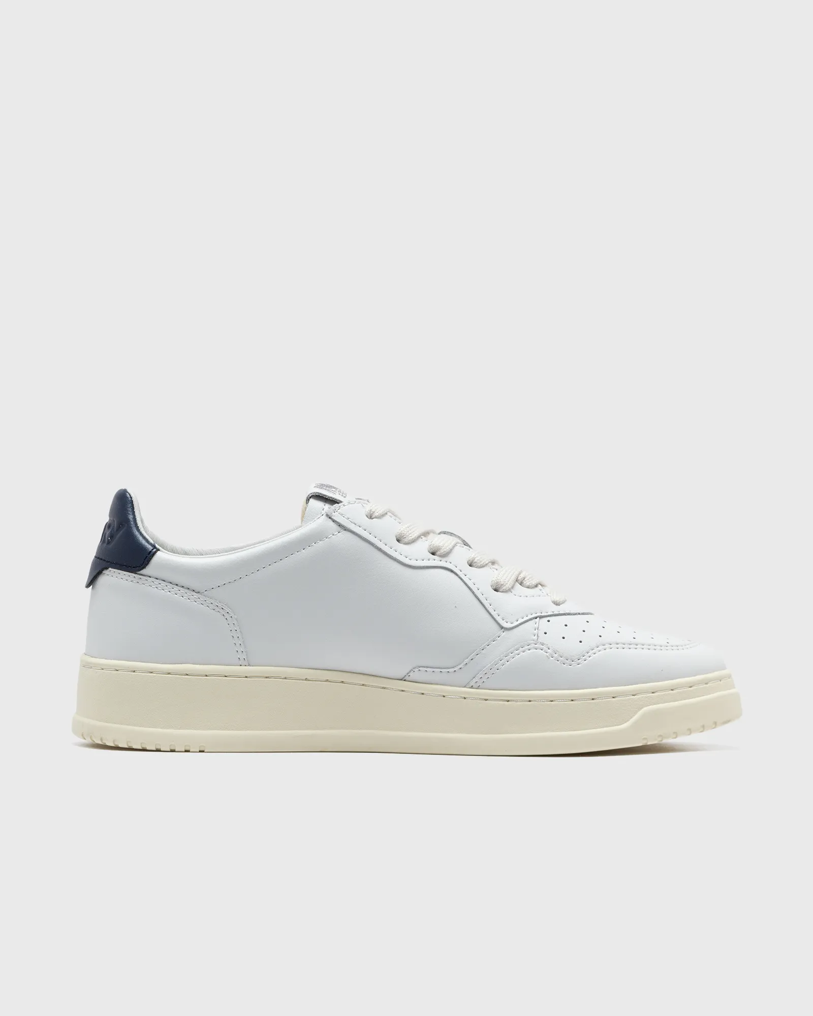 Autry Action Shoes MEDALIST LOW
