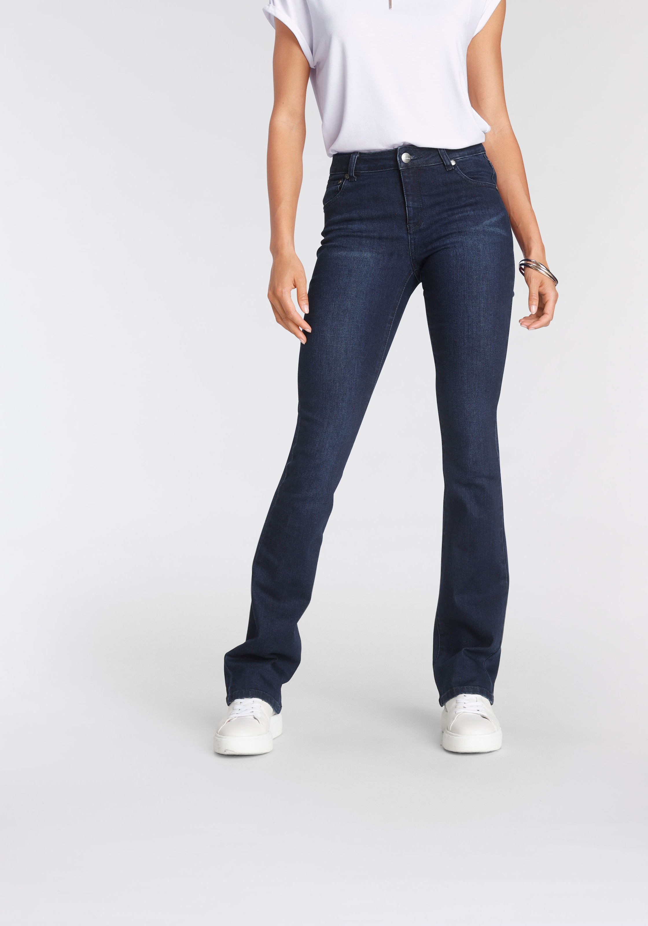 Tamaris Bootcut-Jeans , normale Leibhöhe,  Bootcut,  mit ausgestelltem Bein