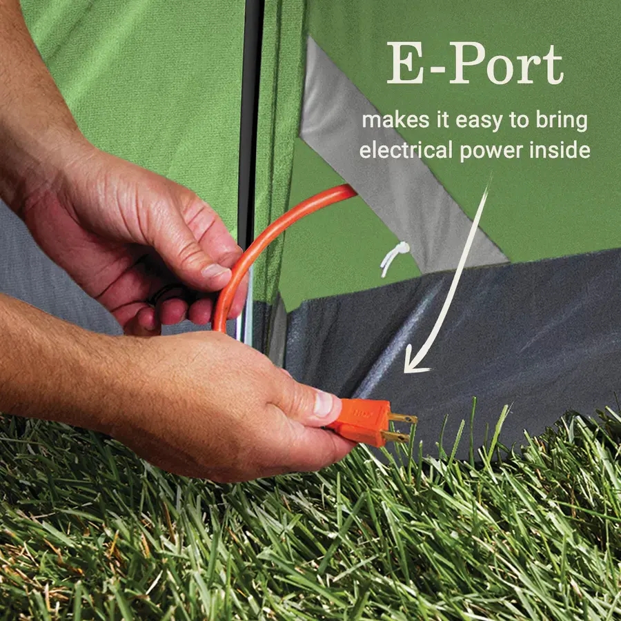 Sundome&reg; 4-Person Camping Tent